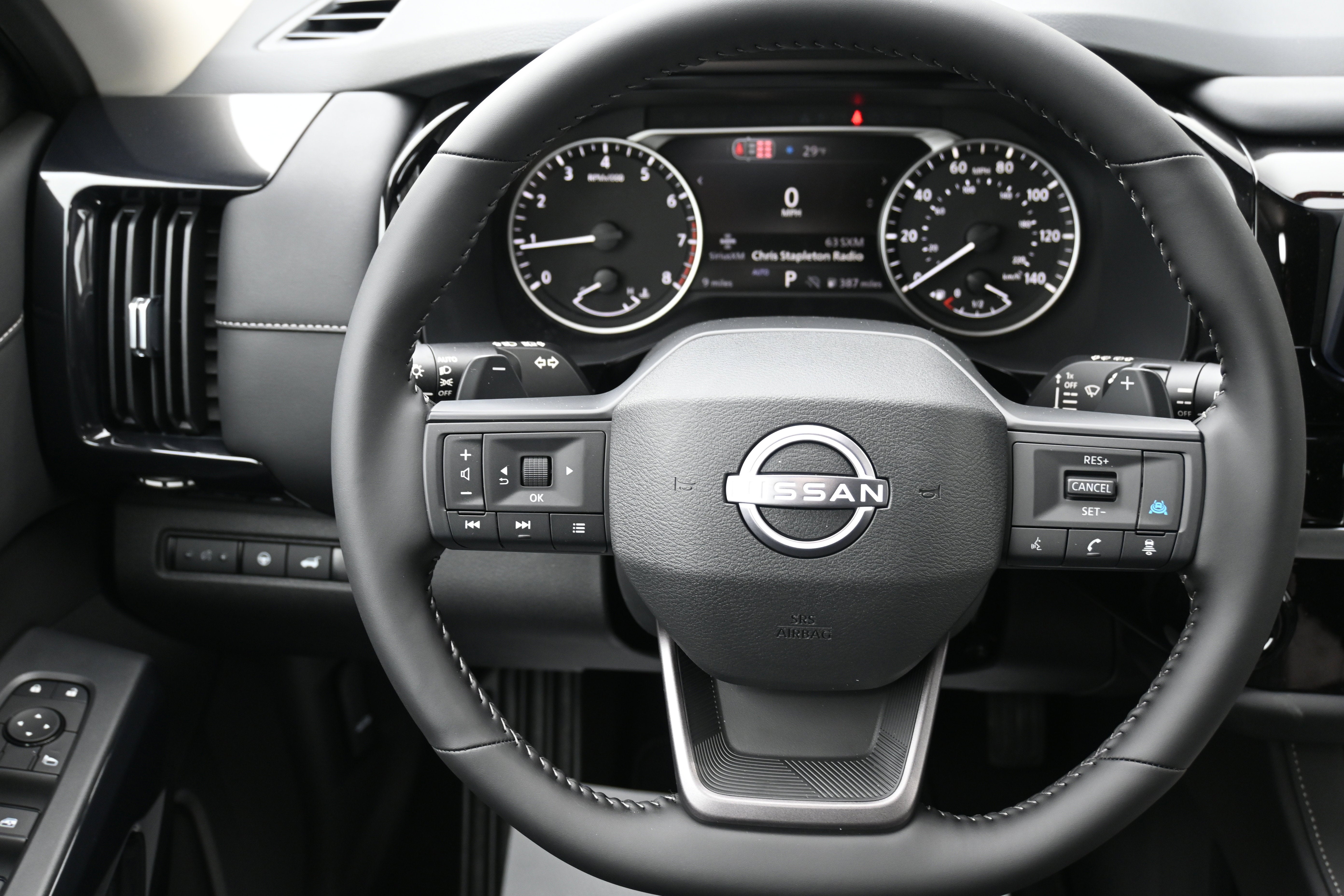 2026 Nissan Pathfinder SV