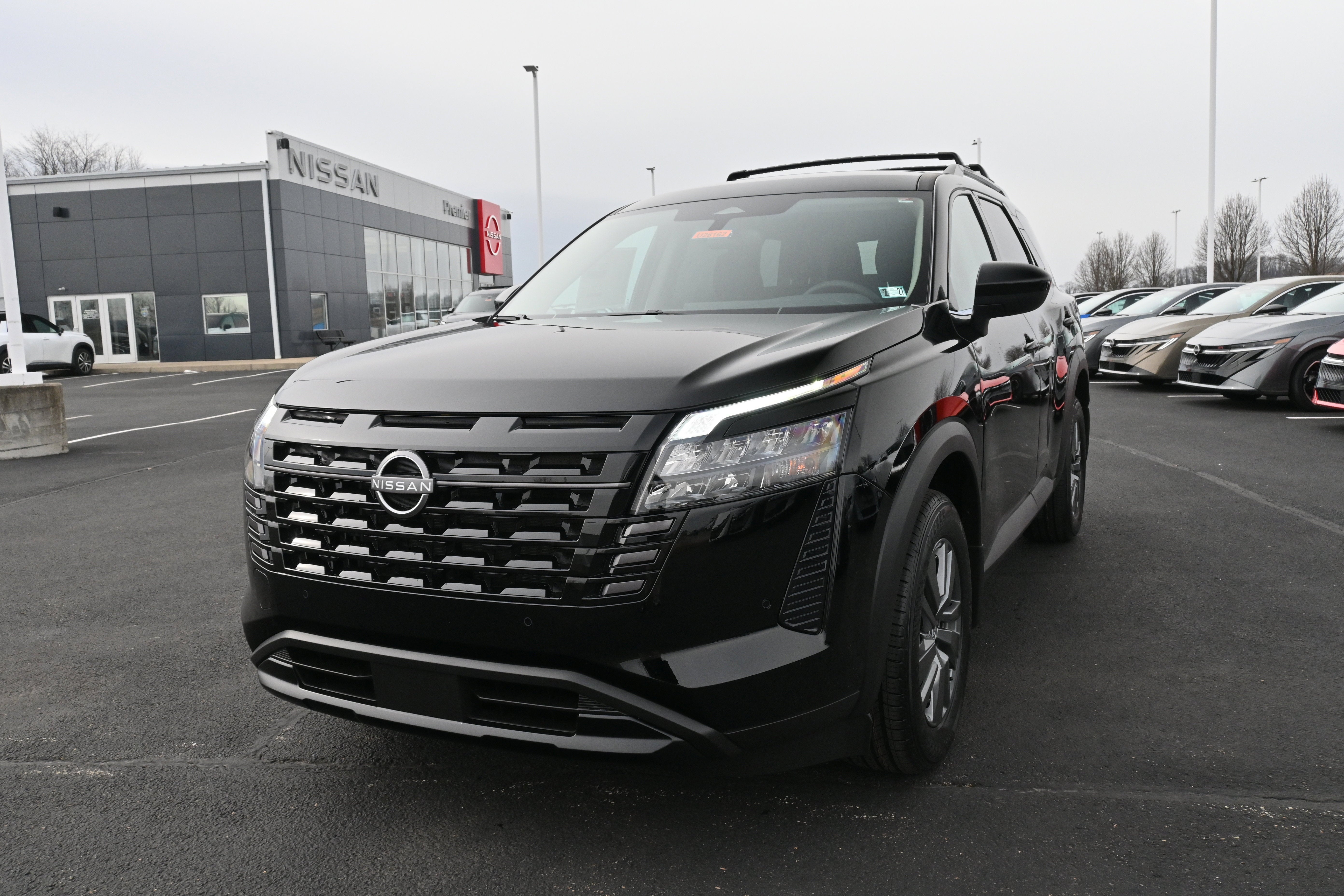 2026 Nissan Pathfinder SV