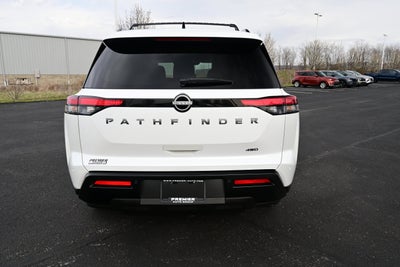 2026 Nissan Pathfinder SV
