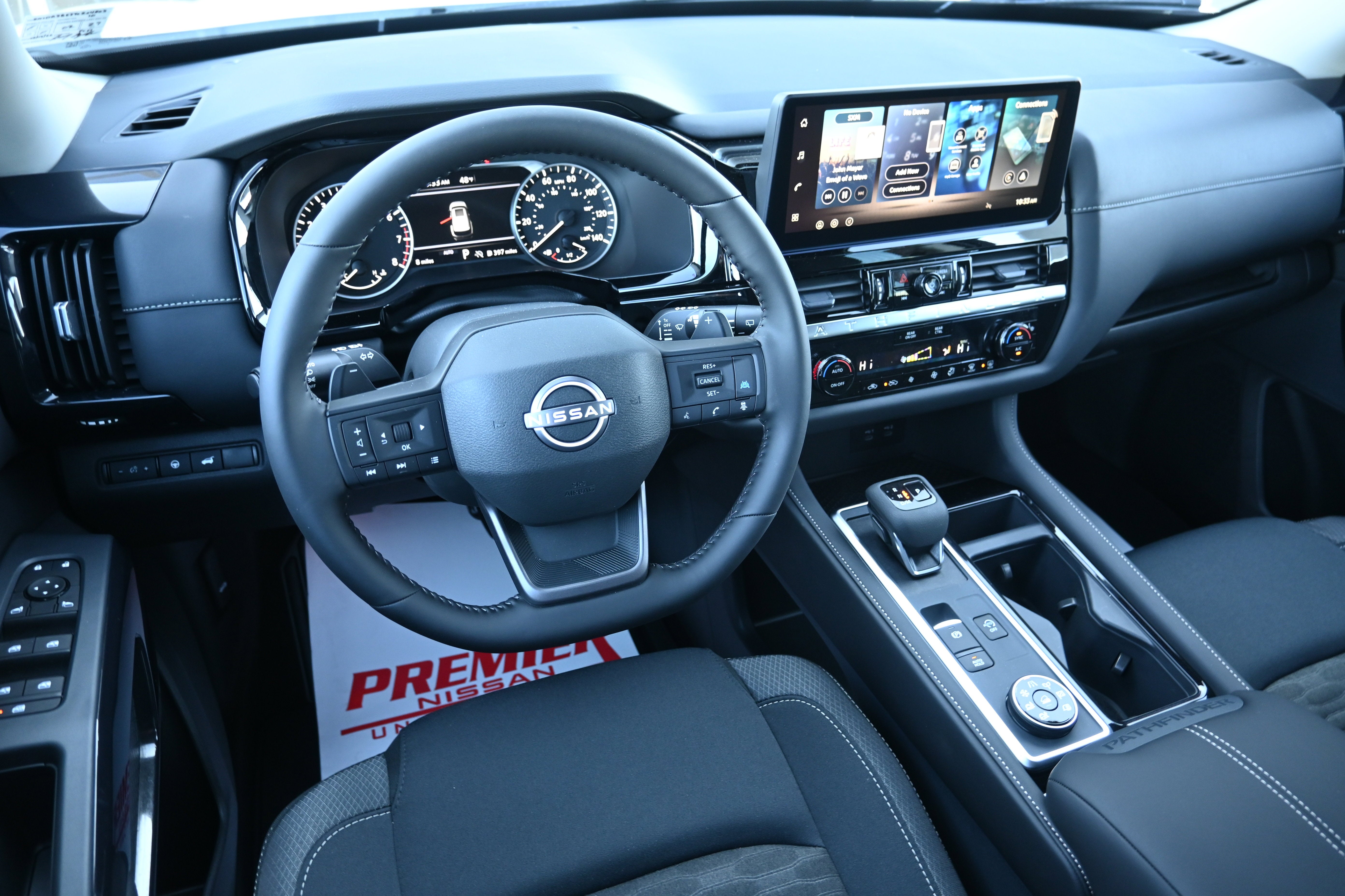 2026 Nissan Pathfinder SV