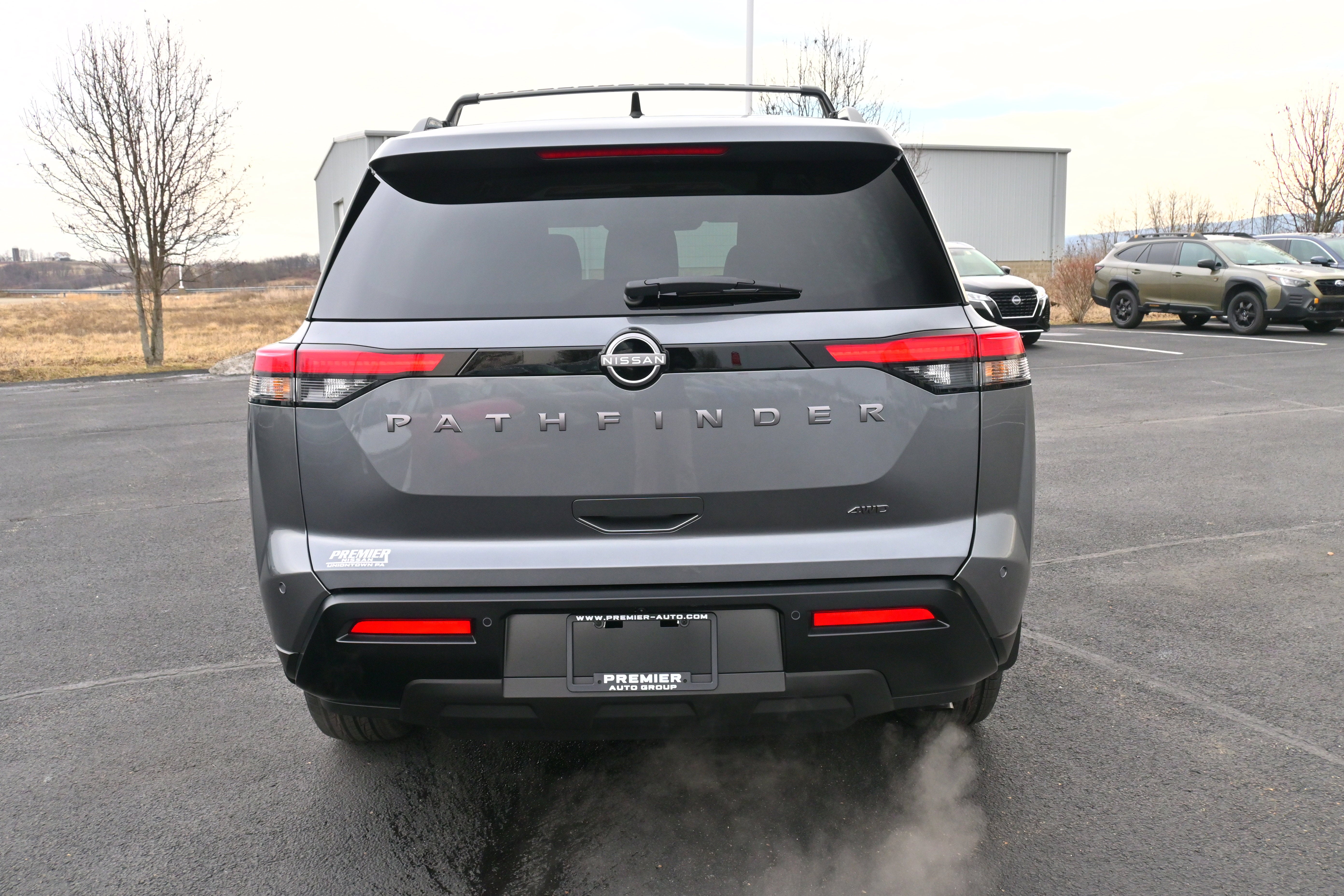 2026 Nissan Pathfinder SV