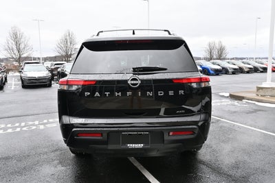 2026 Nissan Pathfinder SV