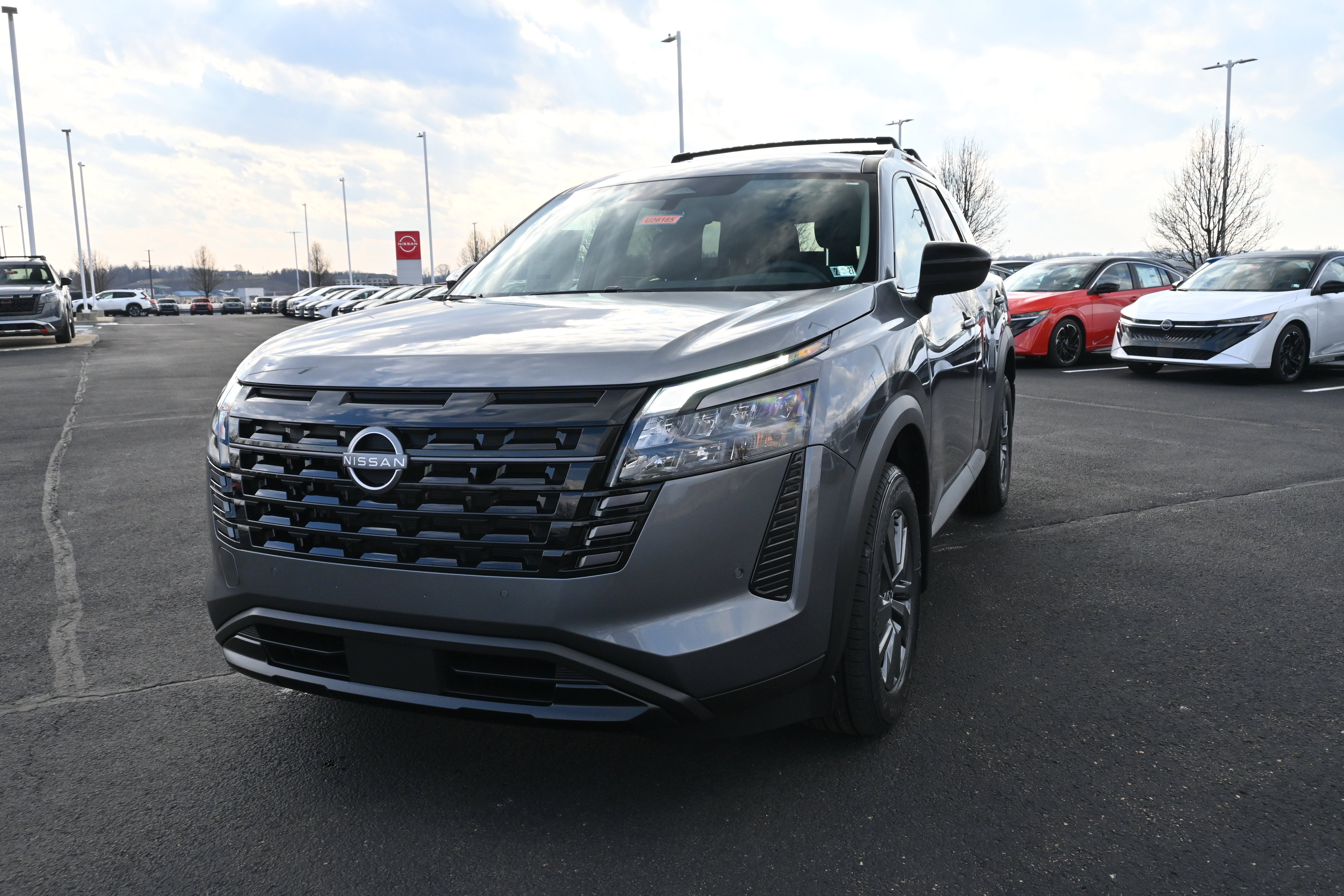 2026 Nissan Pathfinder SV