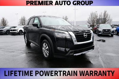 2025 Nissan Pathfinder SL