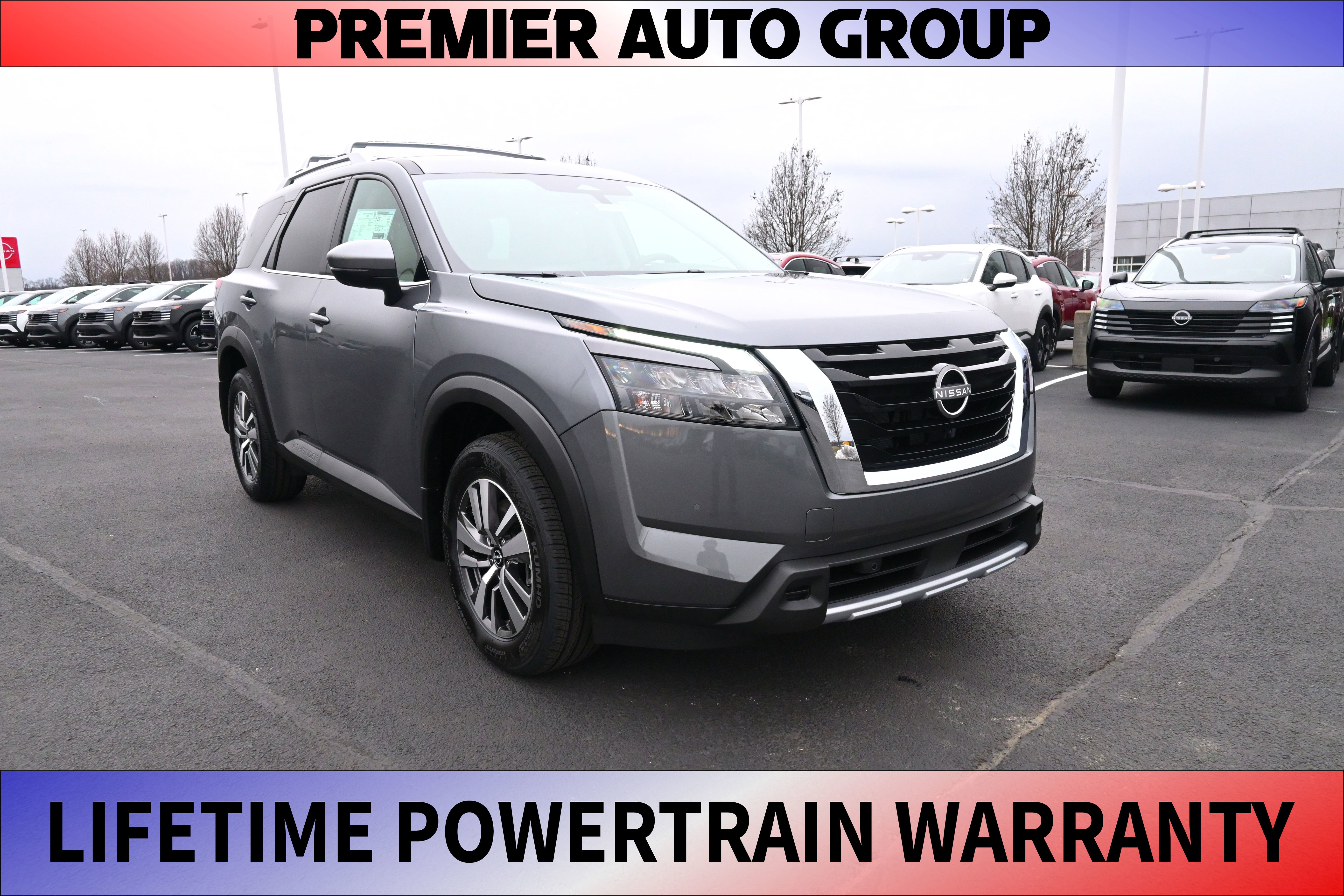 2025 Nissan Pathfinder SL