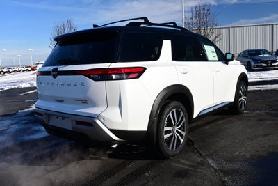 2025 Nissan Pathfinder Platinum