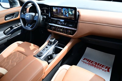 2026 Nissan Pathfinder Platinum