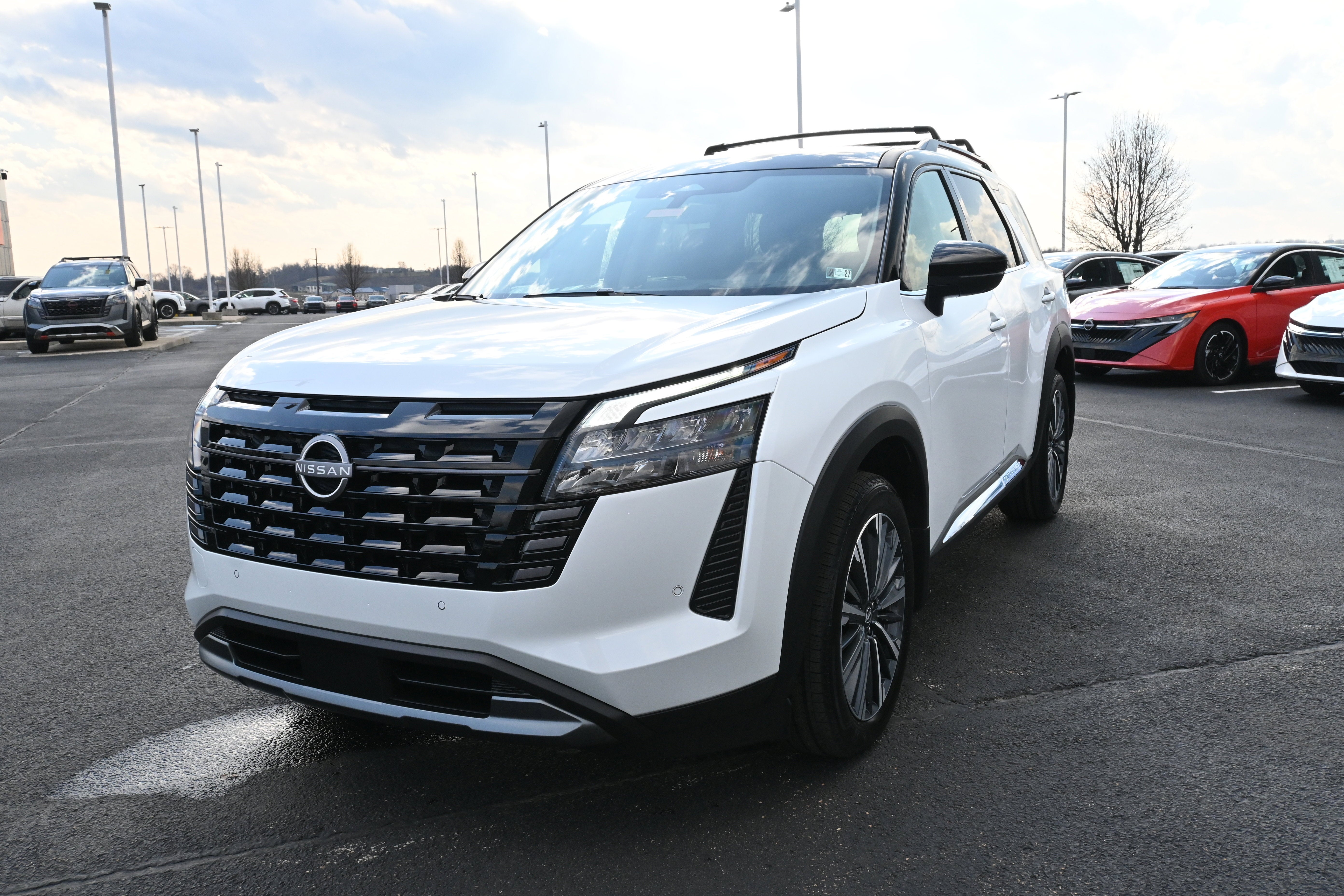 2026 Nissan Pathfinder Platinum