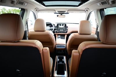 2025 Nissan Pathfinder Platinum