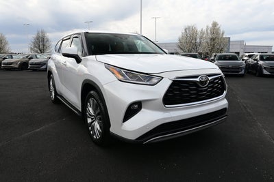 2023 Toyota Highlander Platinum