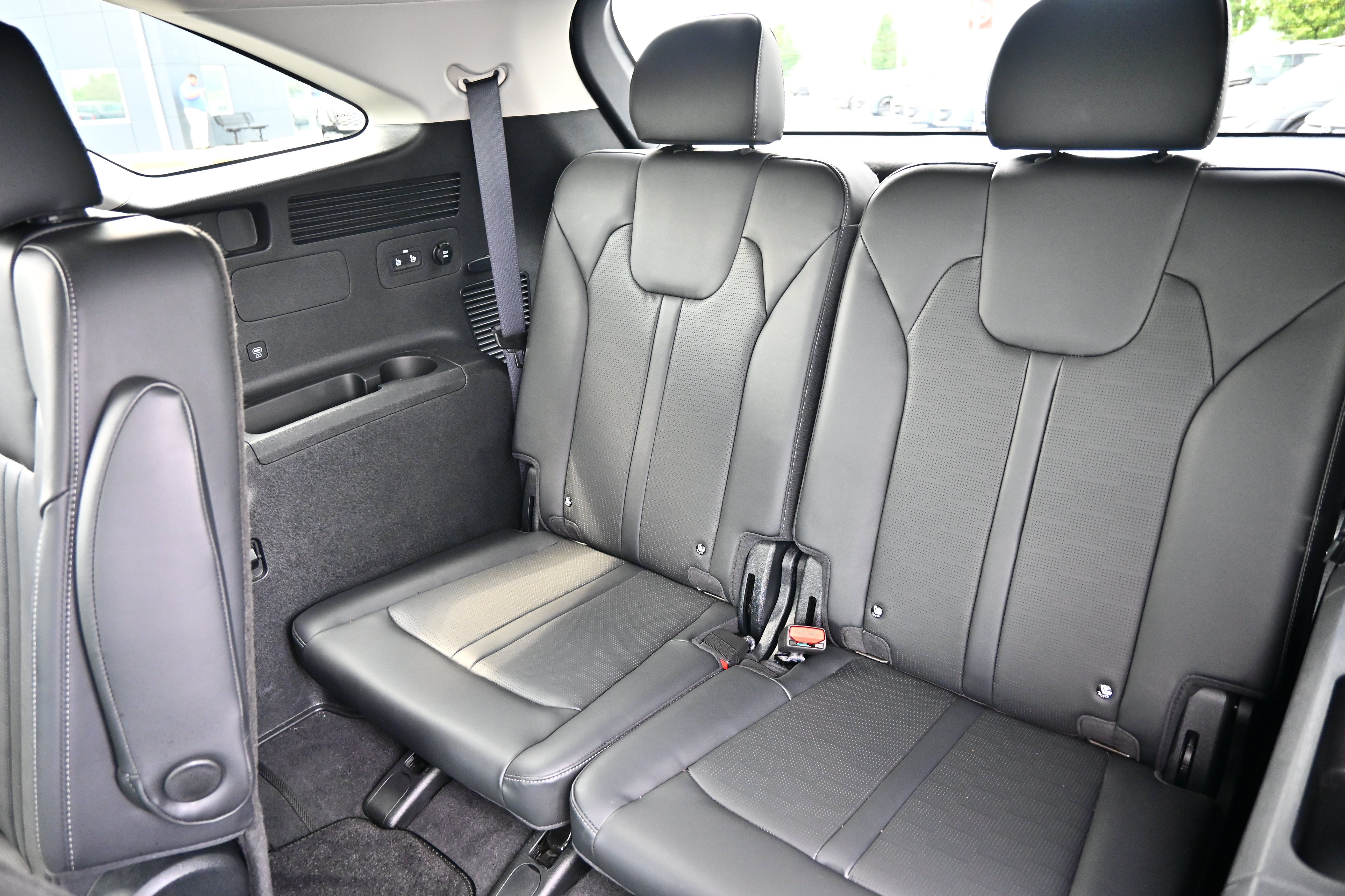 2025 Kia Sorento X-Line EX