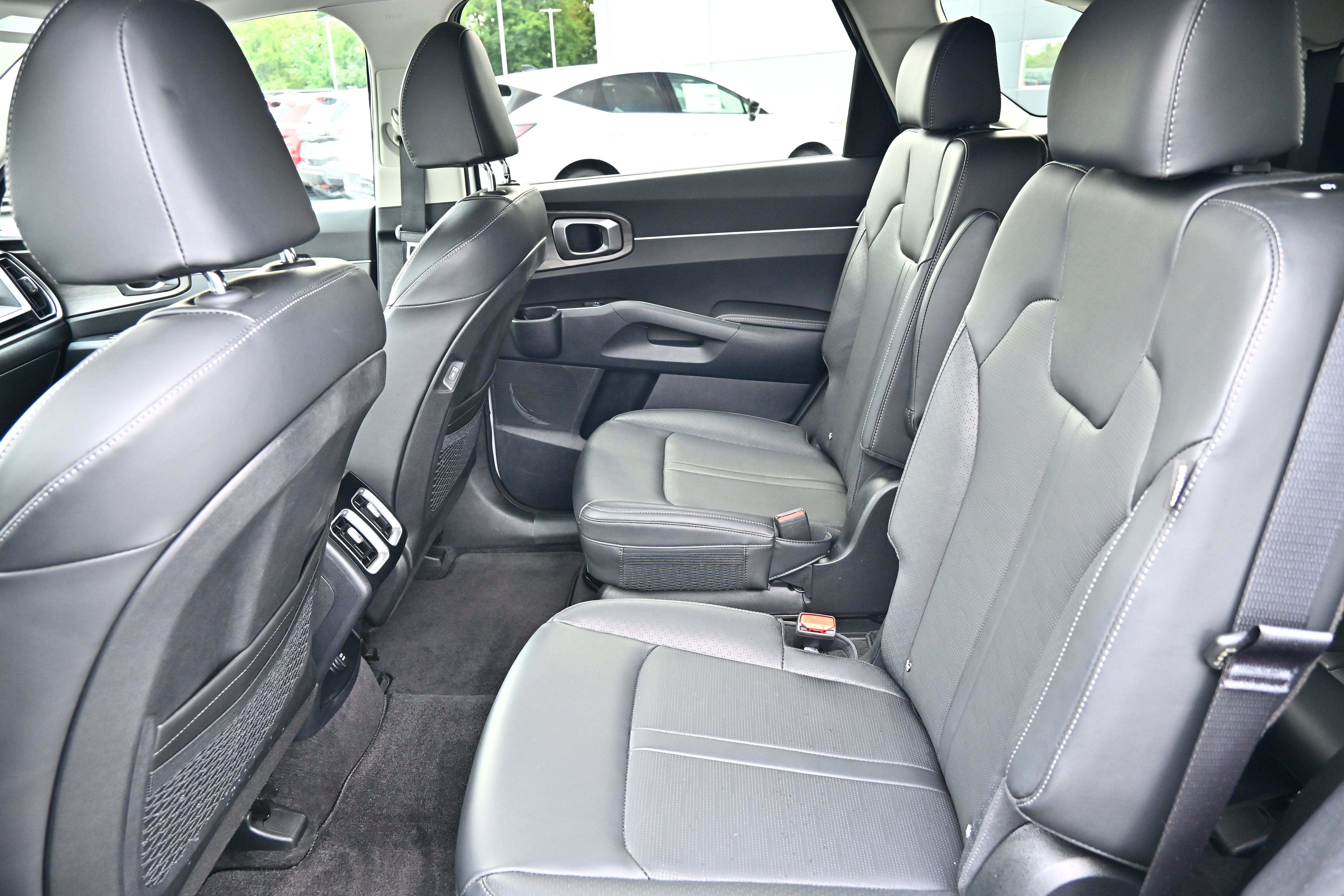 2025 Kia Sorento X-Line EX