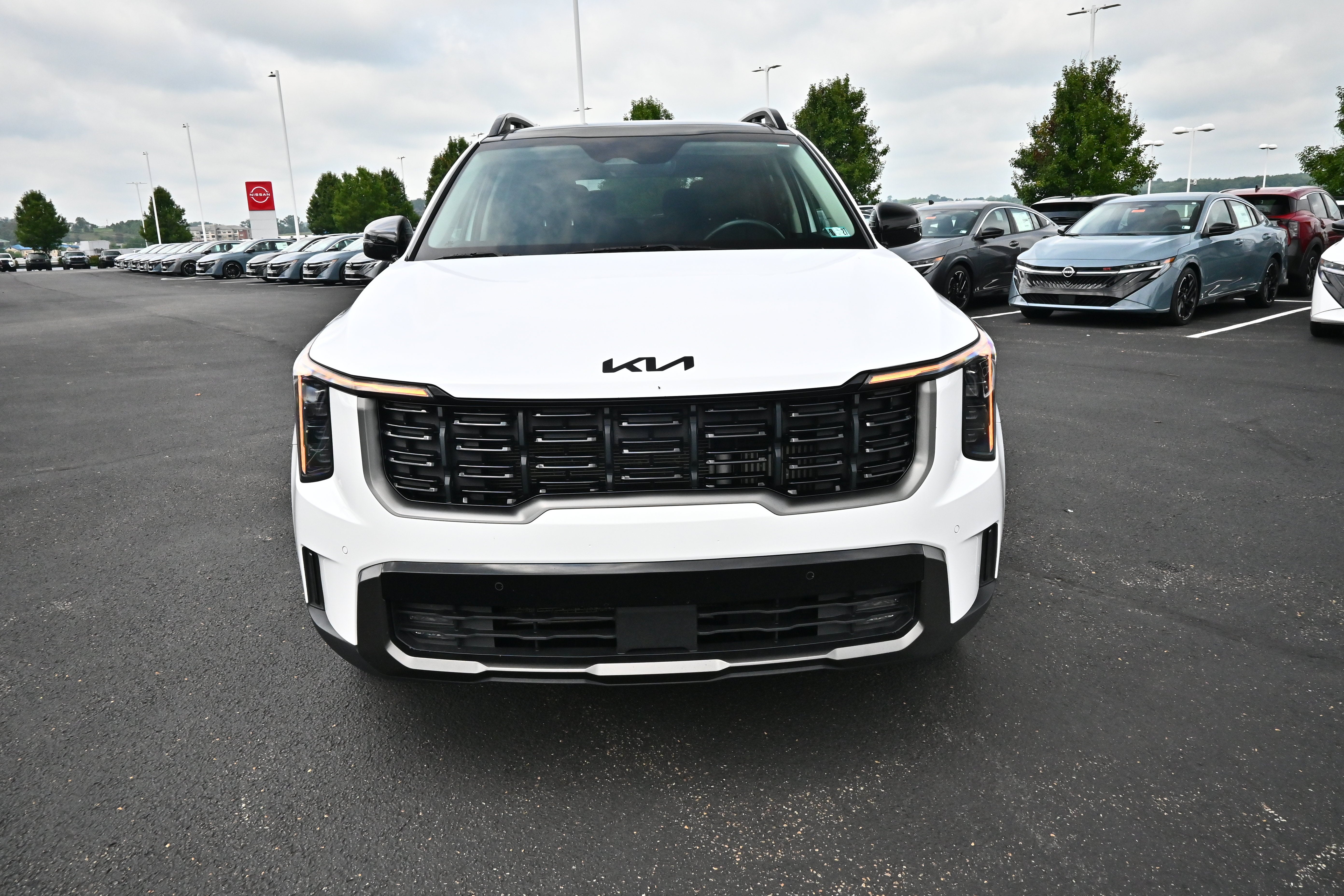 2025 Kia Sorento X-Line EX