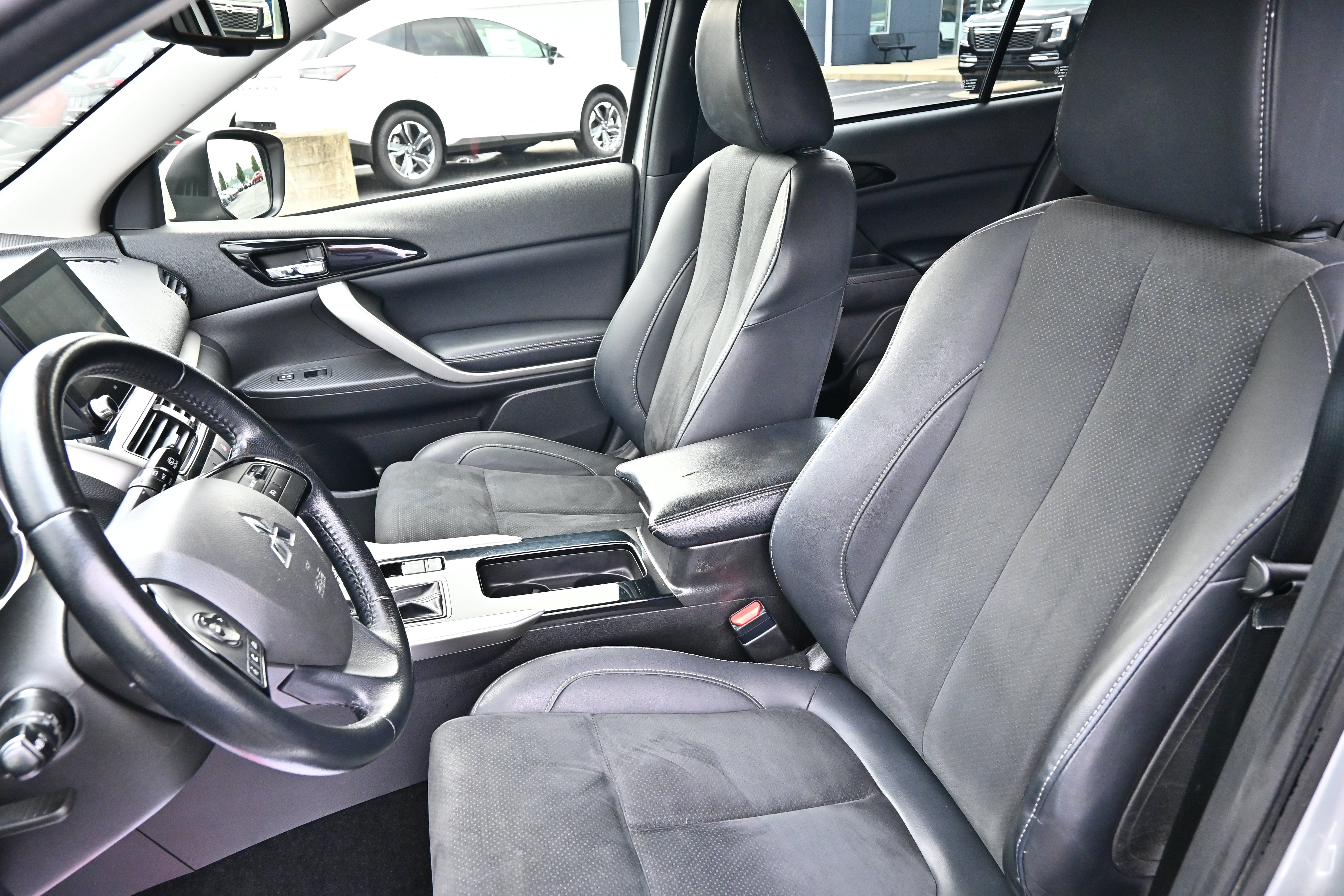 2022 Mitsubishi Eclipse Cross SE