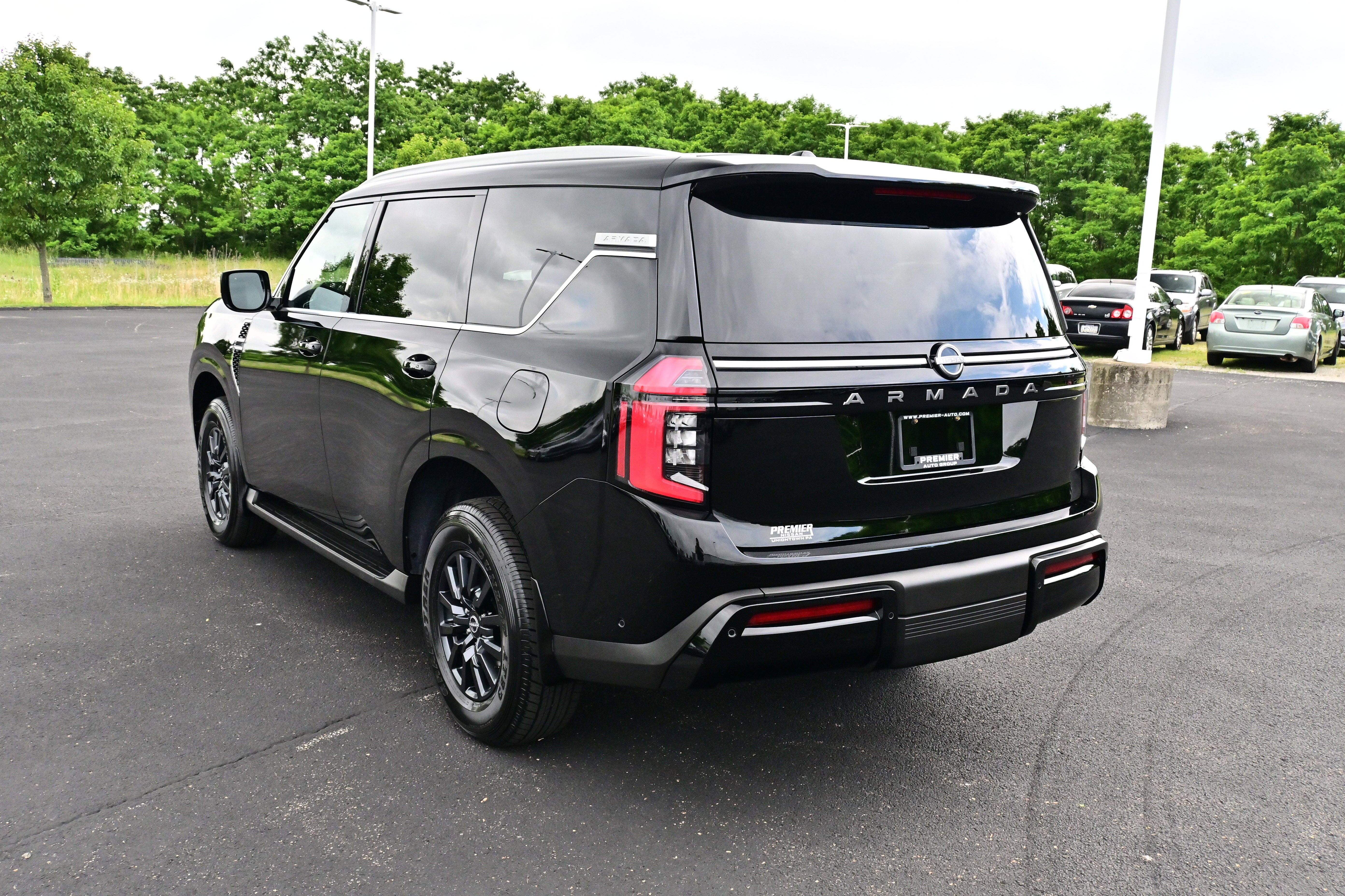 2026 Nissan Armada SV