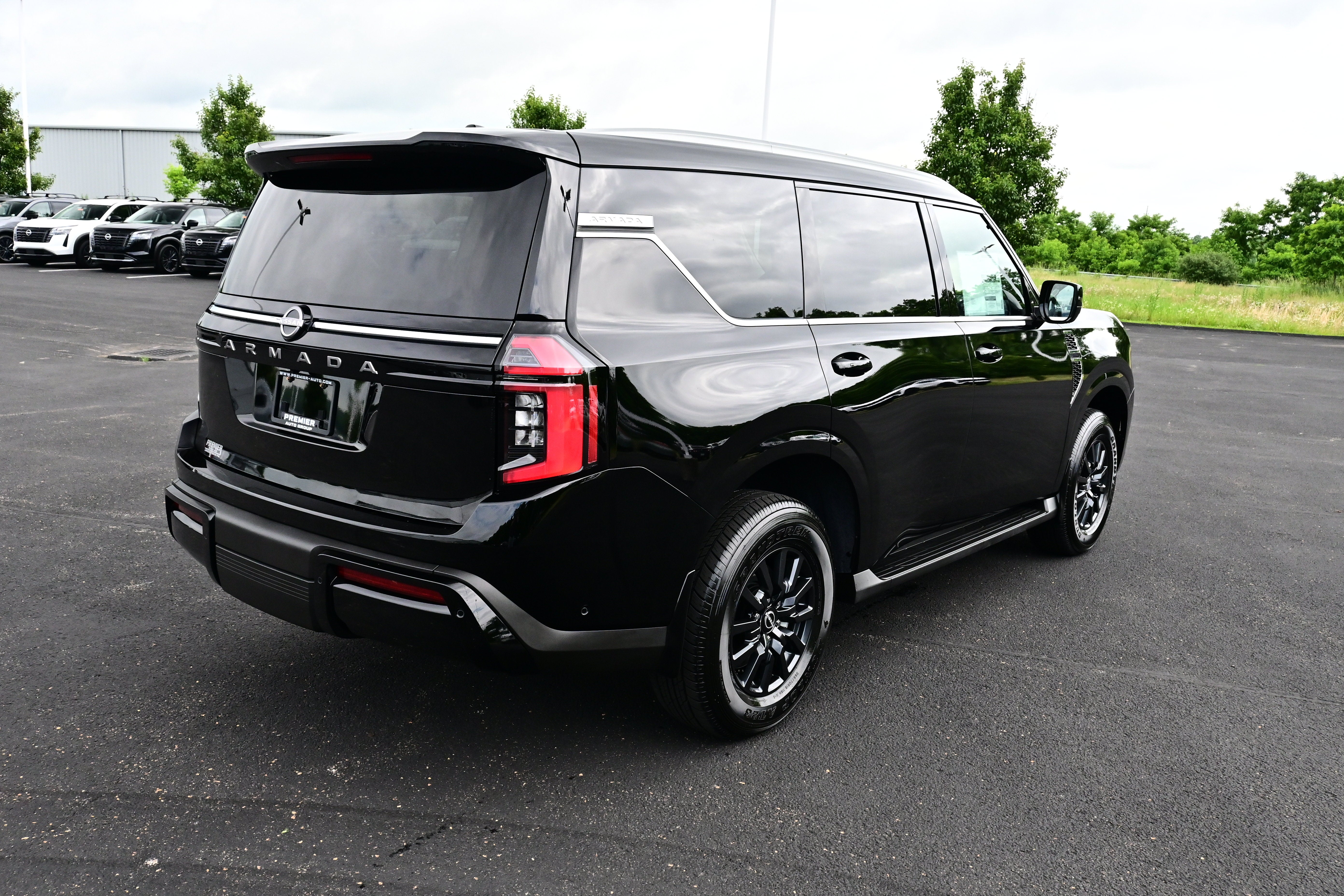 2026 Nissan Armada SV