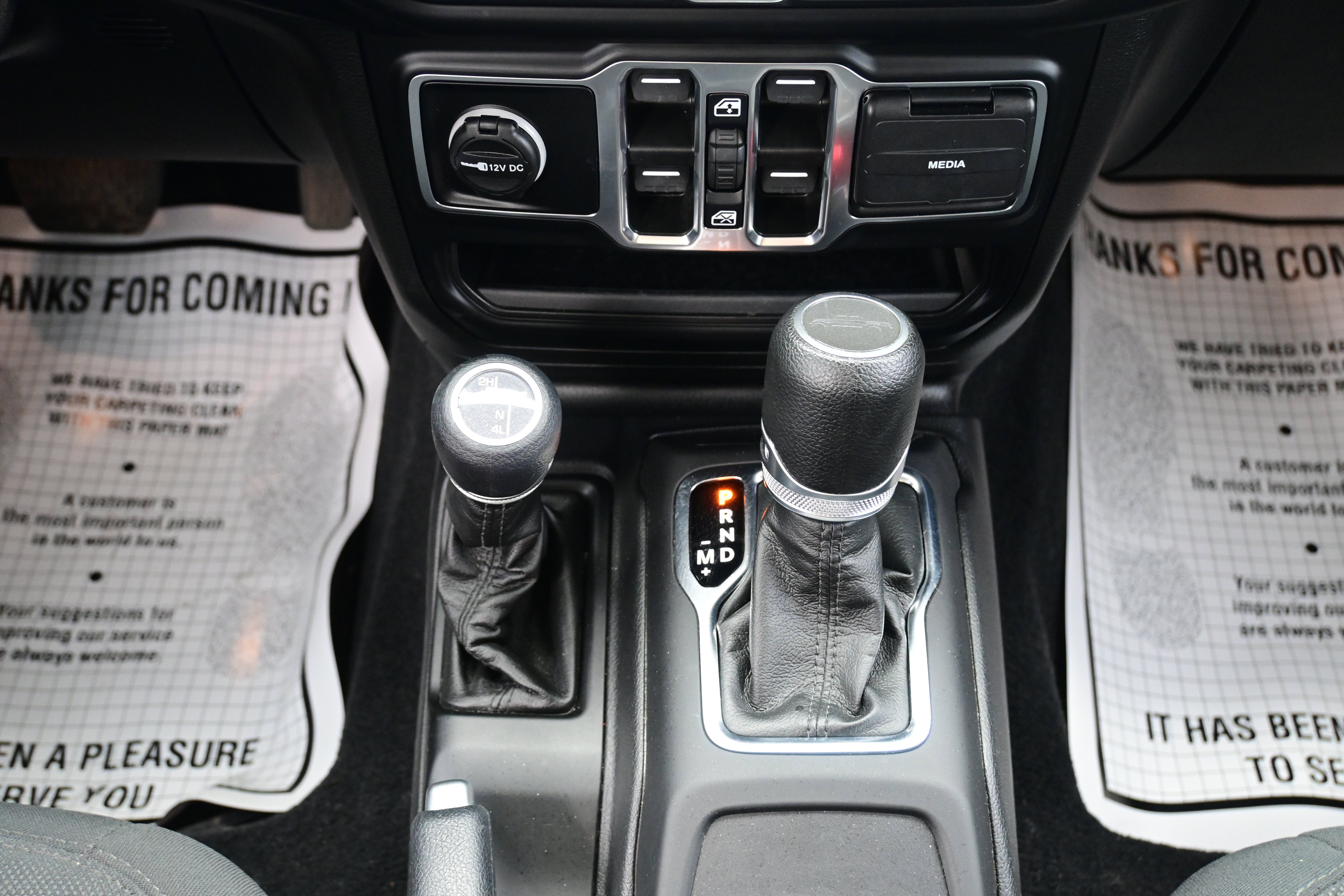 2023 Jeep Gladiator Willys