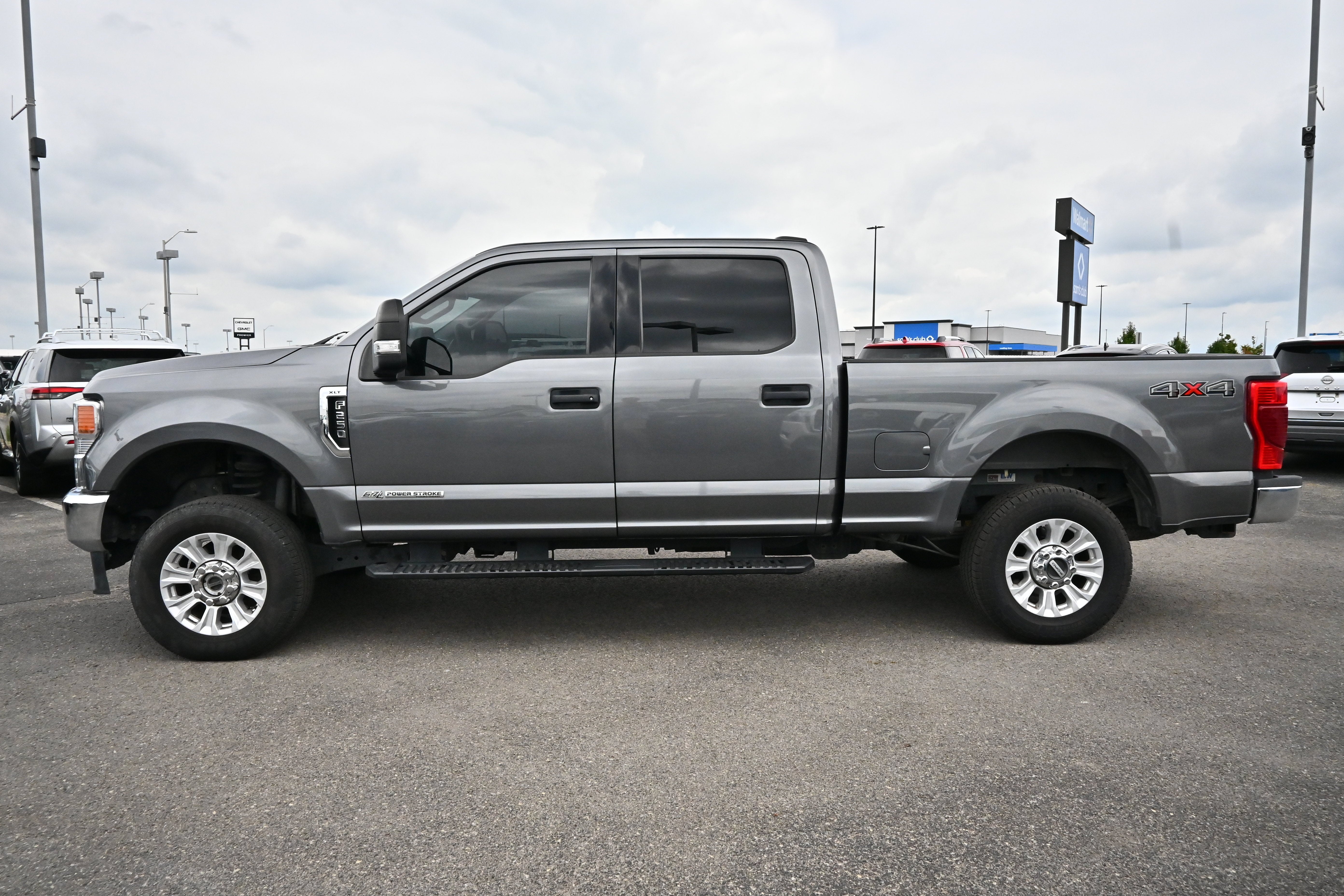2022 Ford Super Duty F-250 SRW XLT