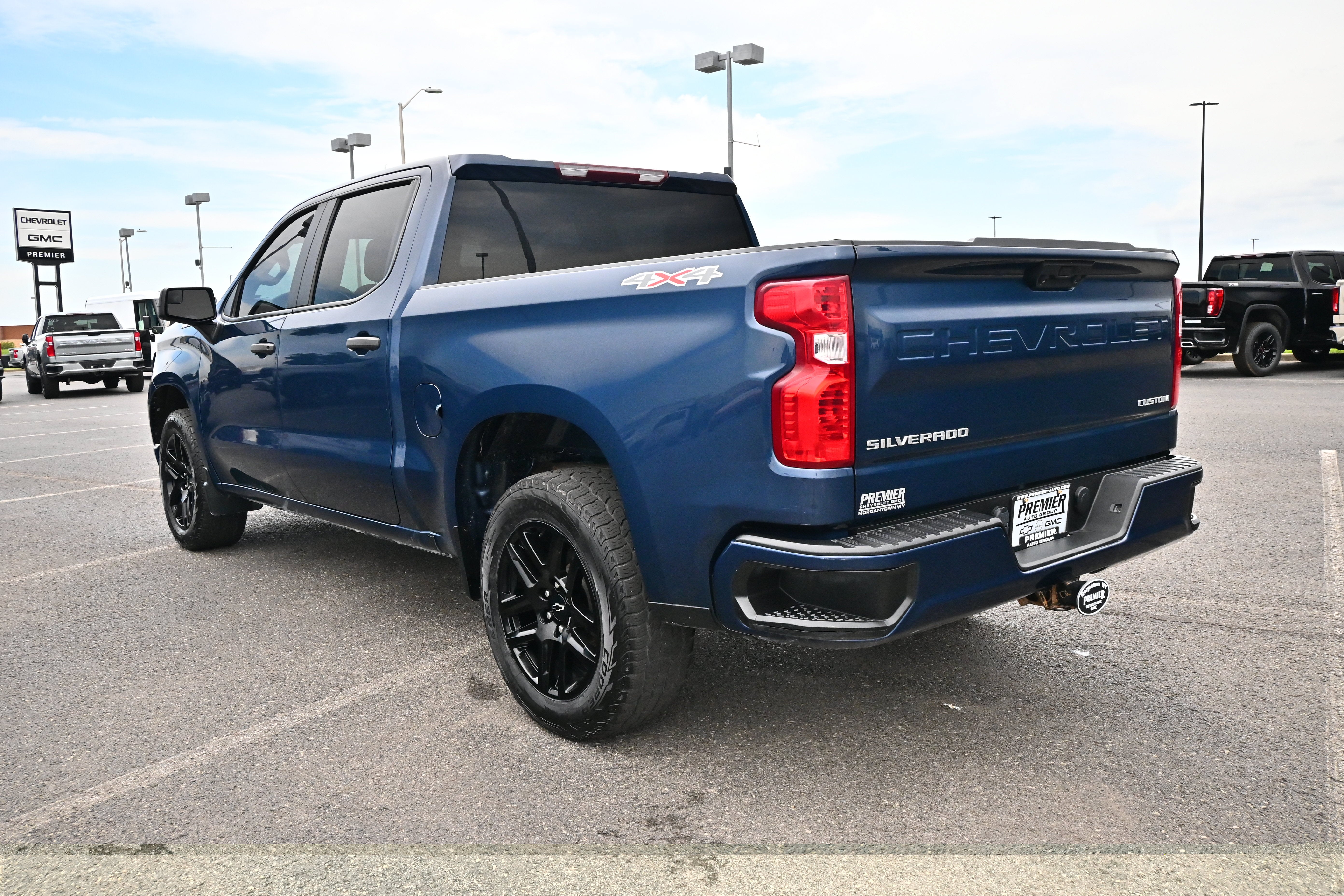 2023 Chevrolet Silverado 1500 Custom