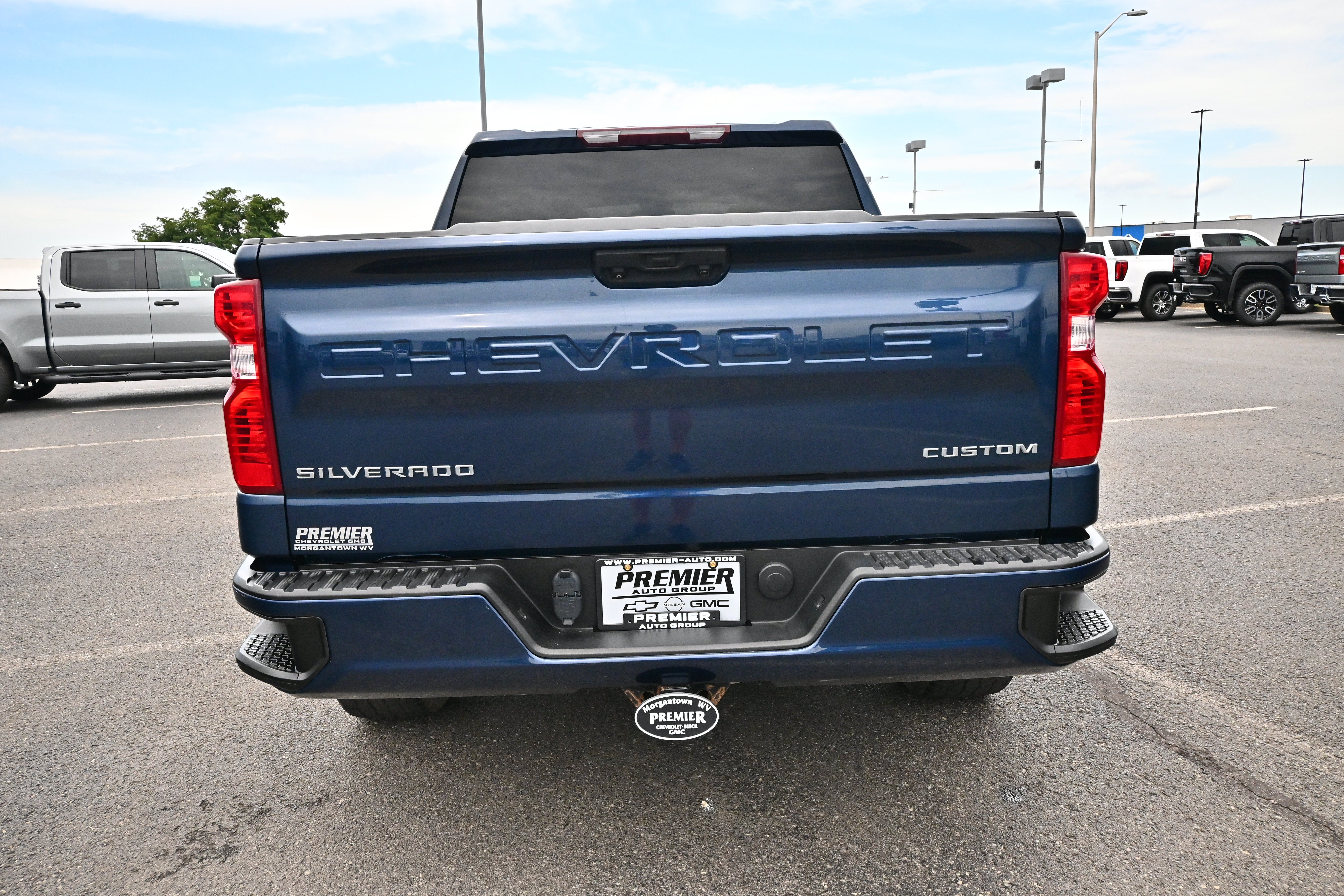 2023 Chevrolet Silverado 1500 Custom