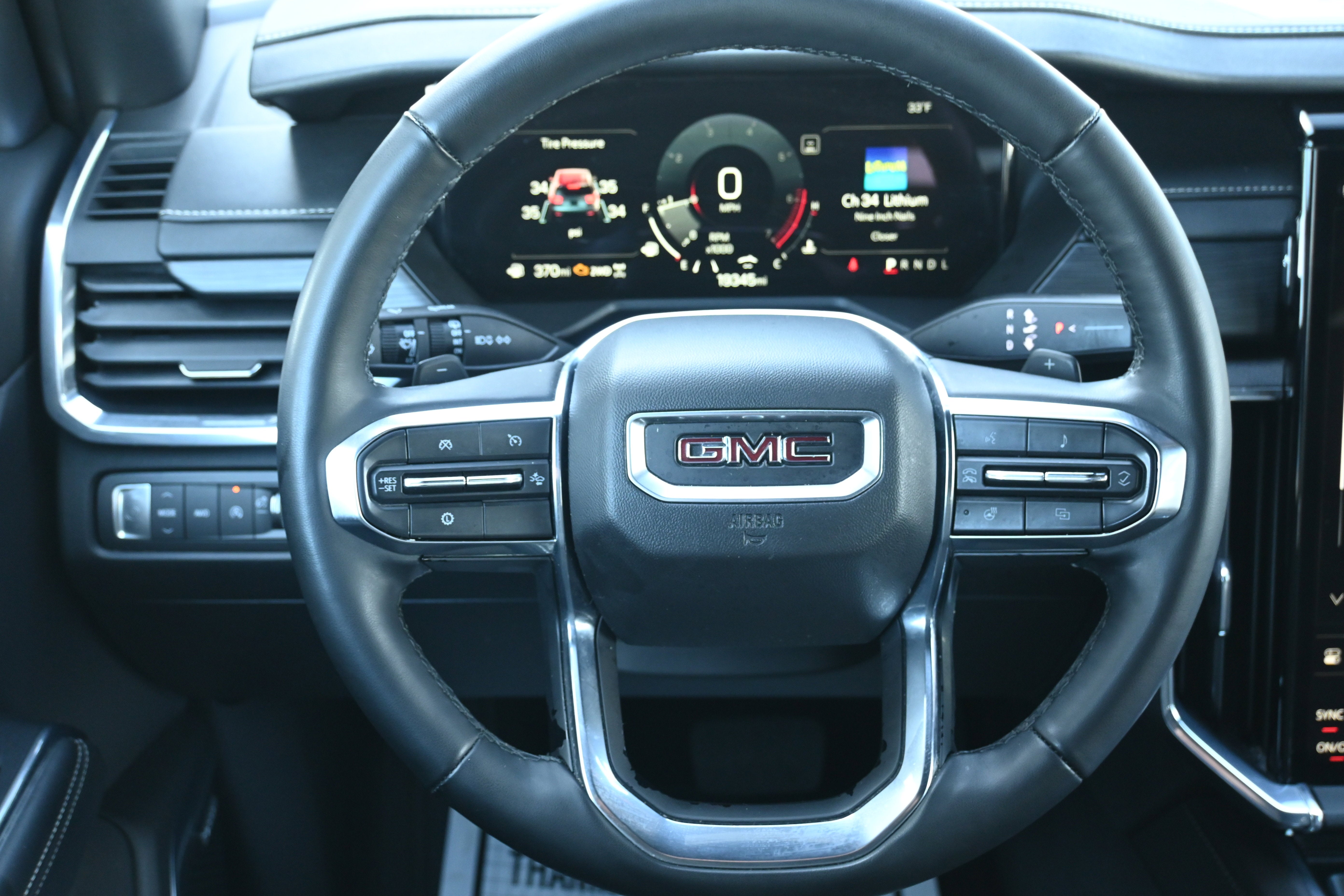 2025 GMC Acadia AWD Elevation