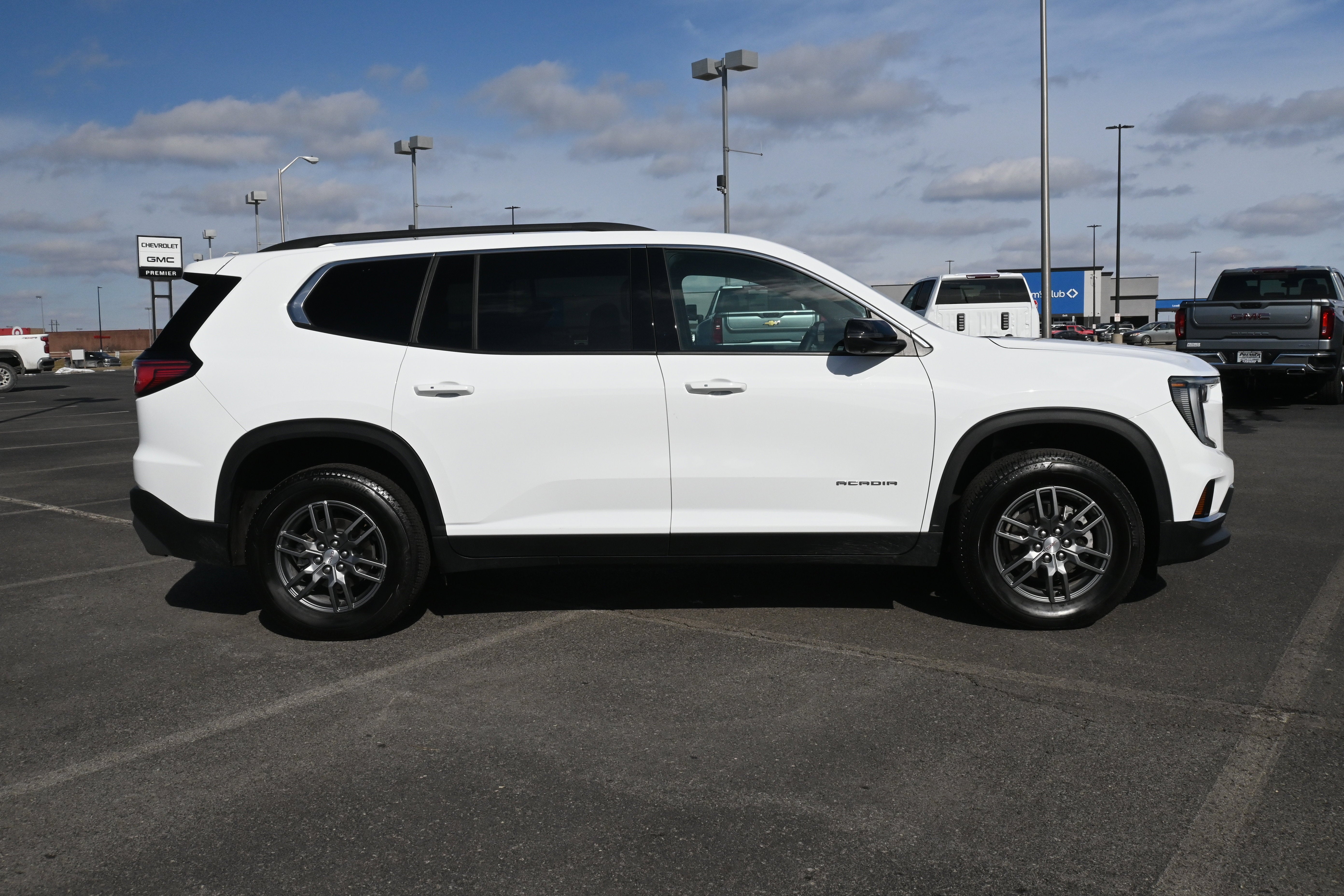 2025 GMC Acadia AWD Elevation