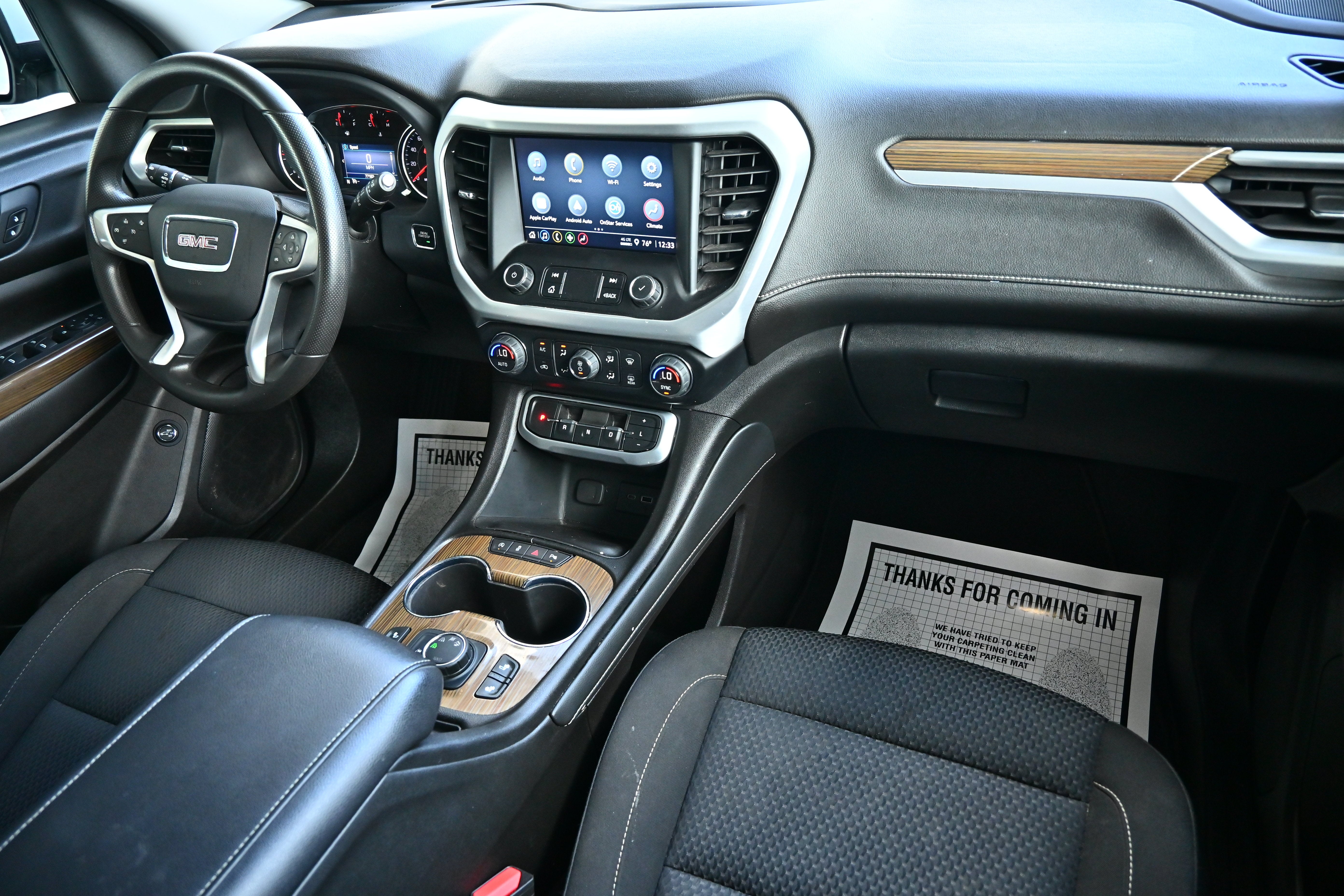 2022 GMC Acadia SLE