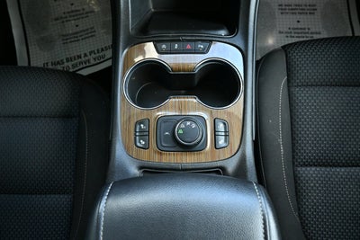 2022 GMC Acadia SLE