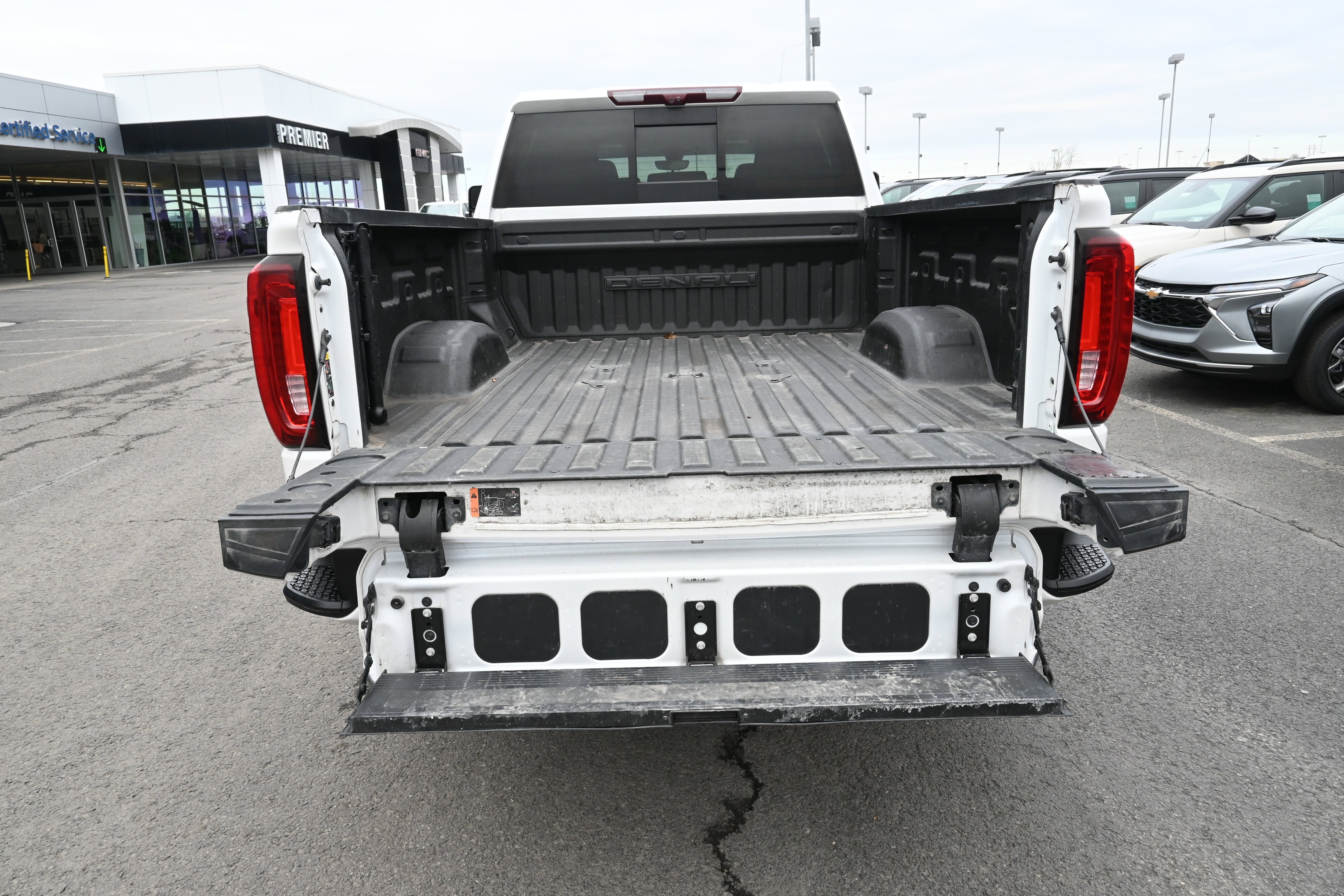 2023 GMC Sierra 2500HD Denali