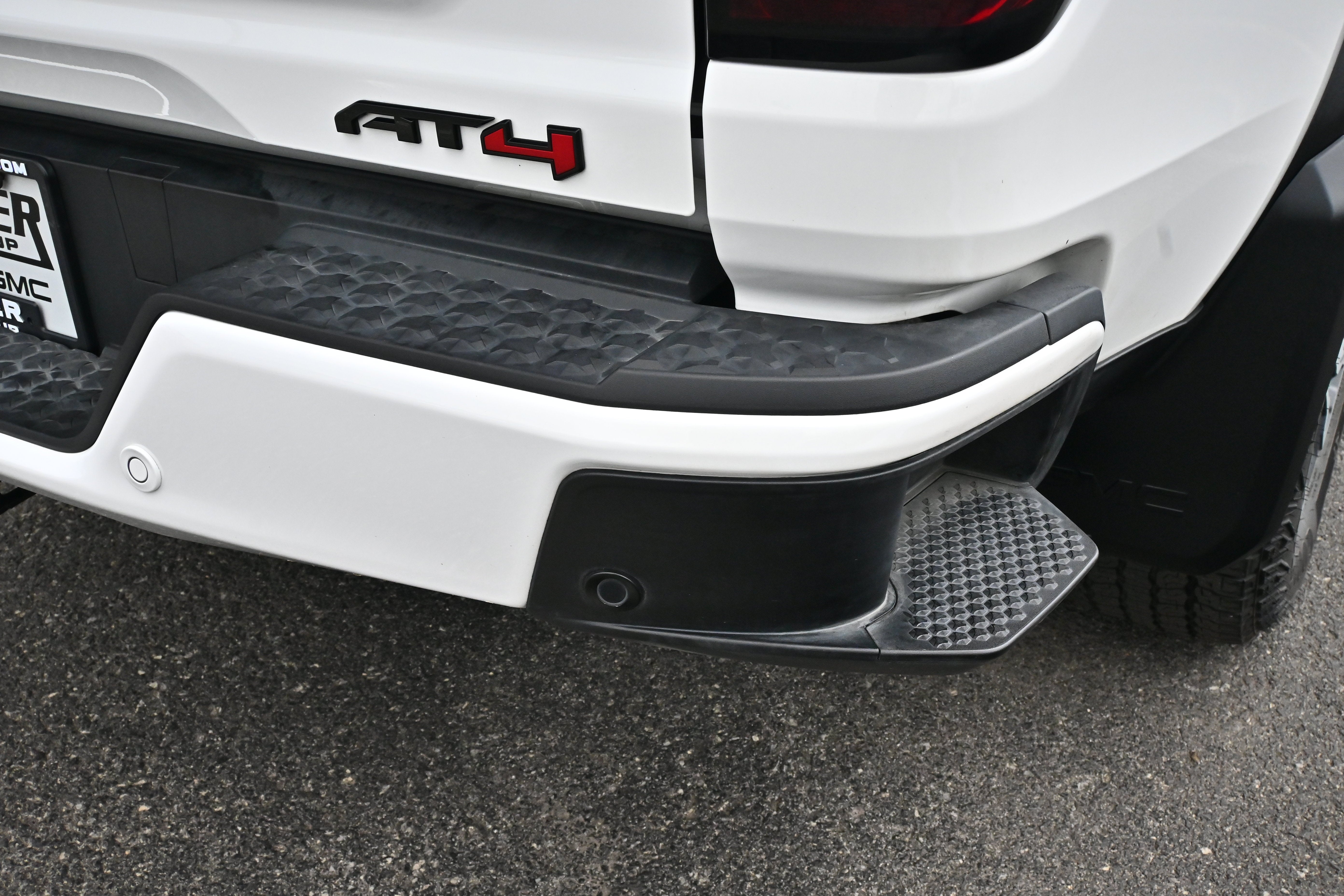 2025 GMC Canyon 4WD AT4