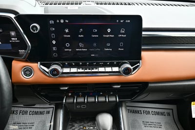 2025 GMC Canyon 4WD AT4