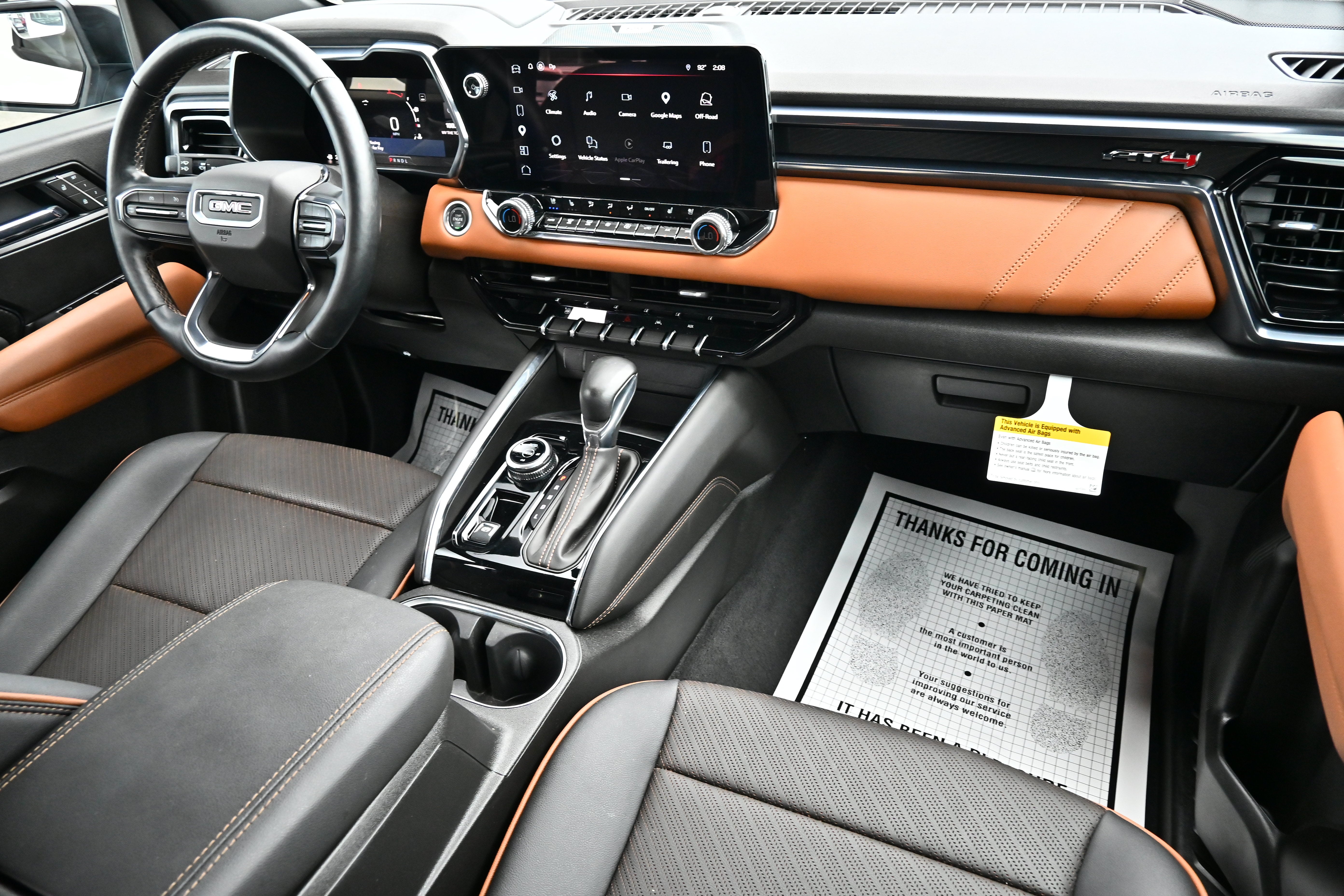 2025 GMC Canyon 4WD AT4