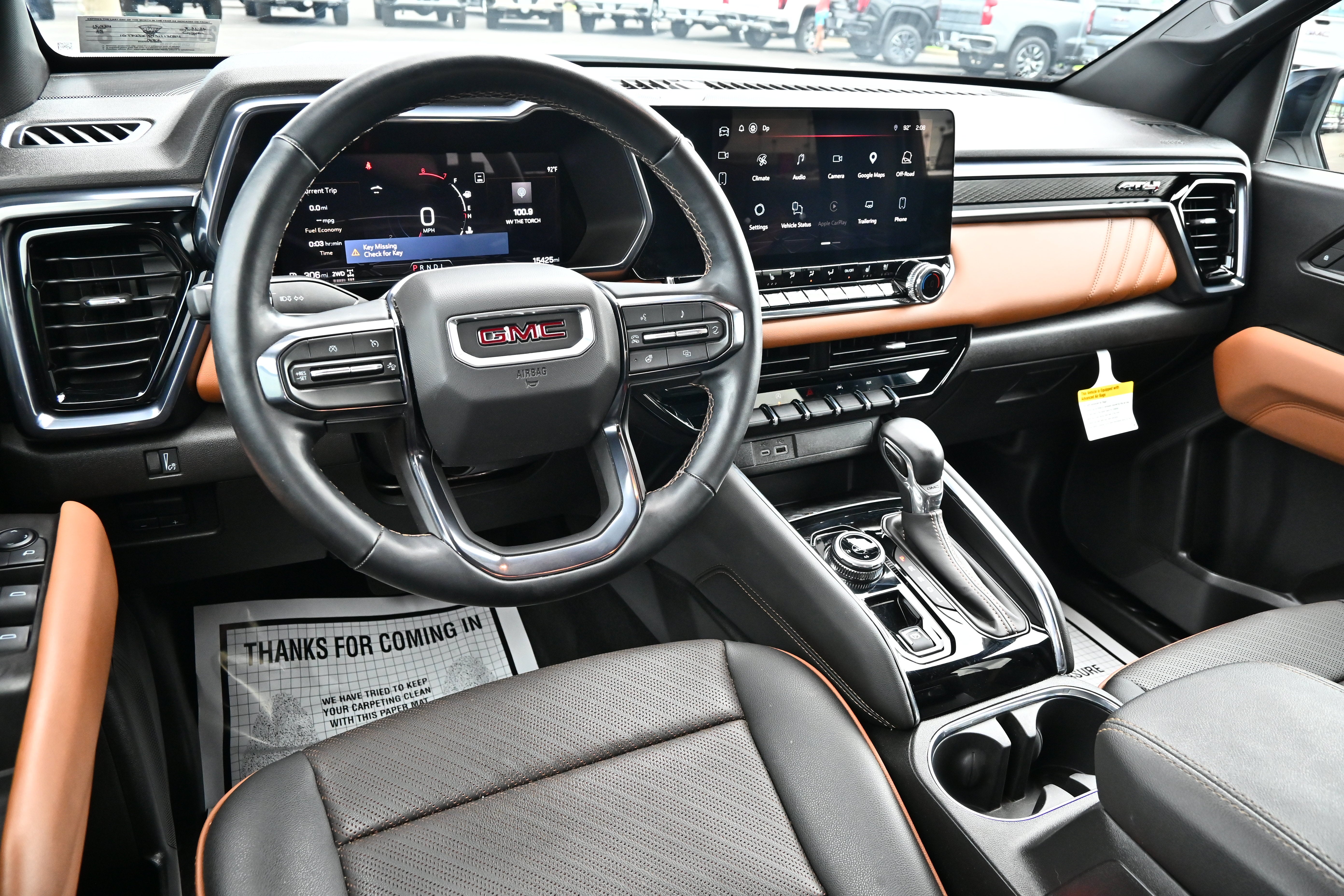2025 GMC Canyon 4WD AT4