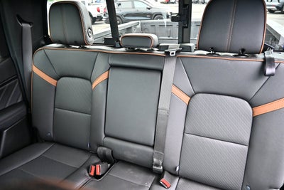 2025 GMC Canyon 4WD AT4