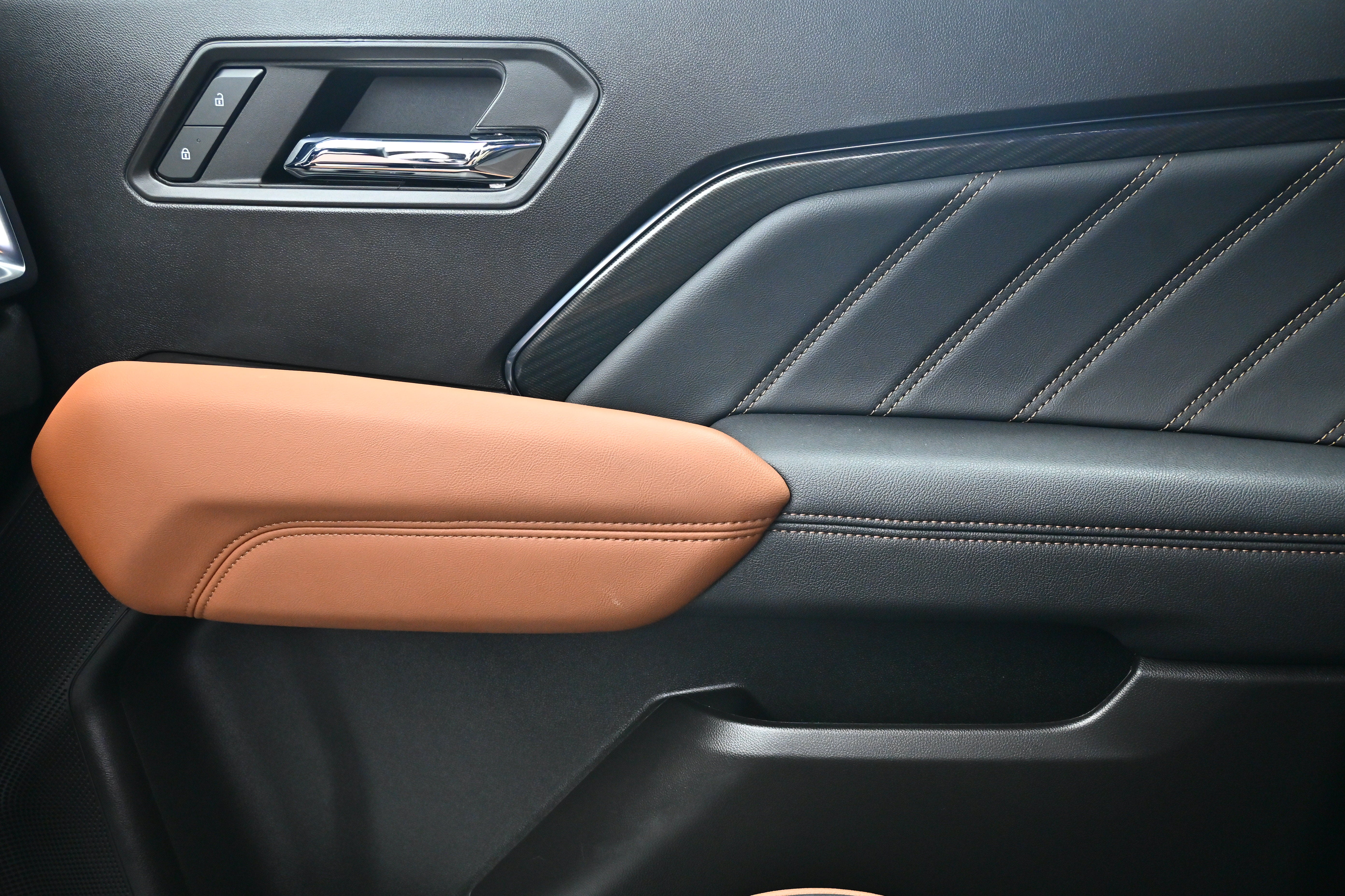 2025 GMC Canyon 4WD AT4