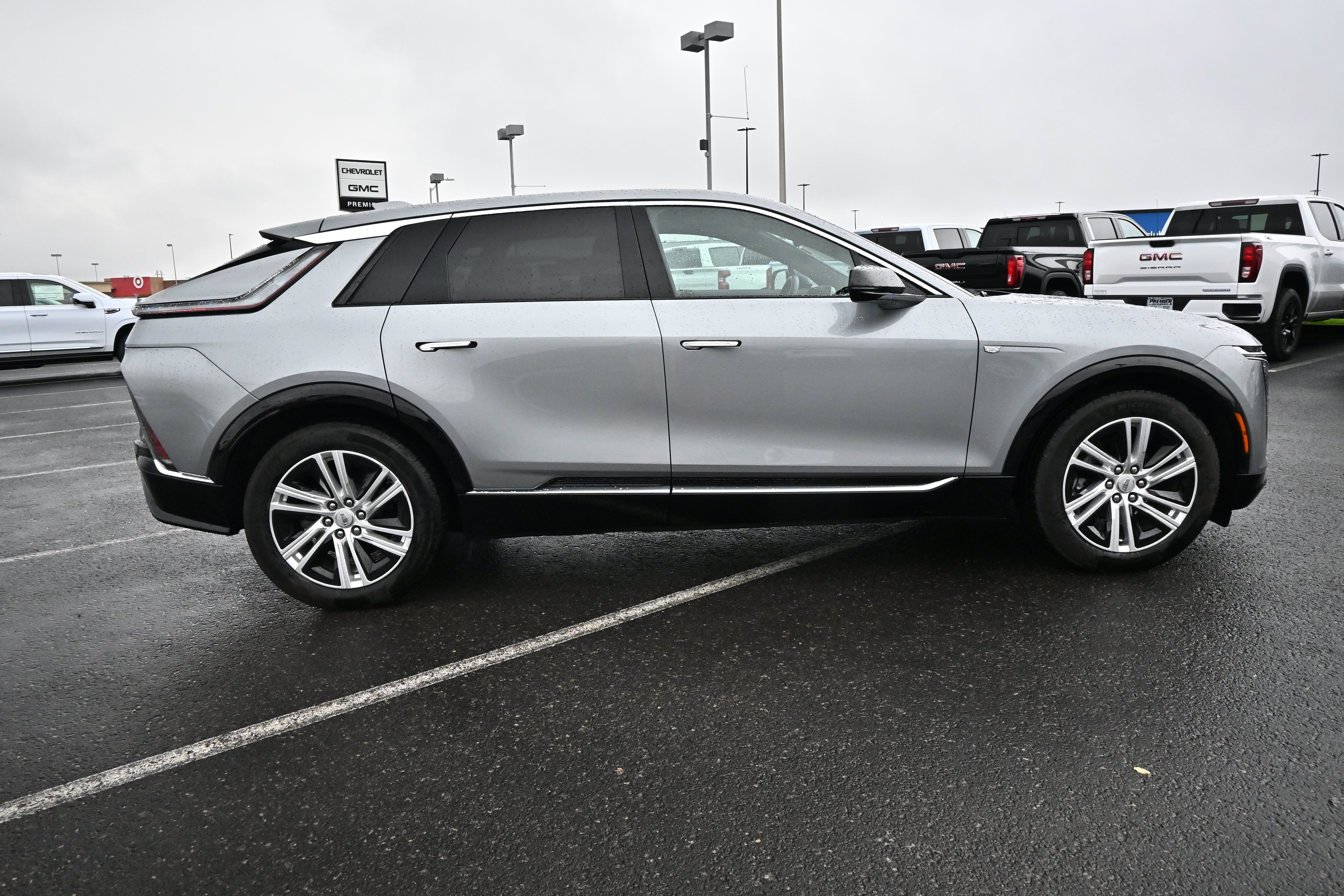 2024 Cadillac LYRIQ Tech