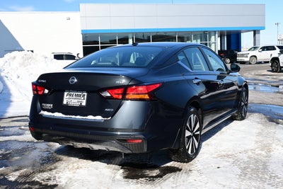 2022 Nissan Altima SV