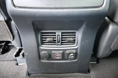 2024 Nissan Titan Crew Cab SV