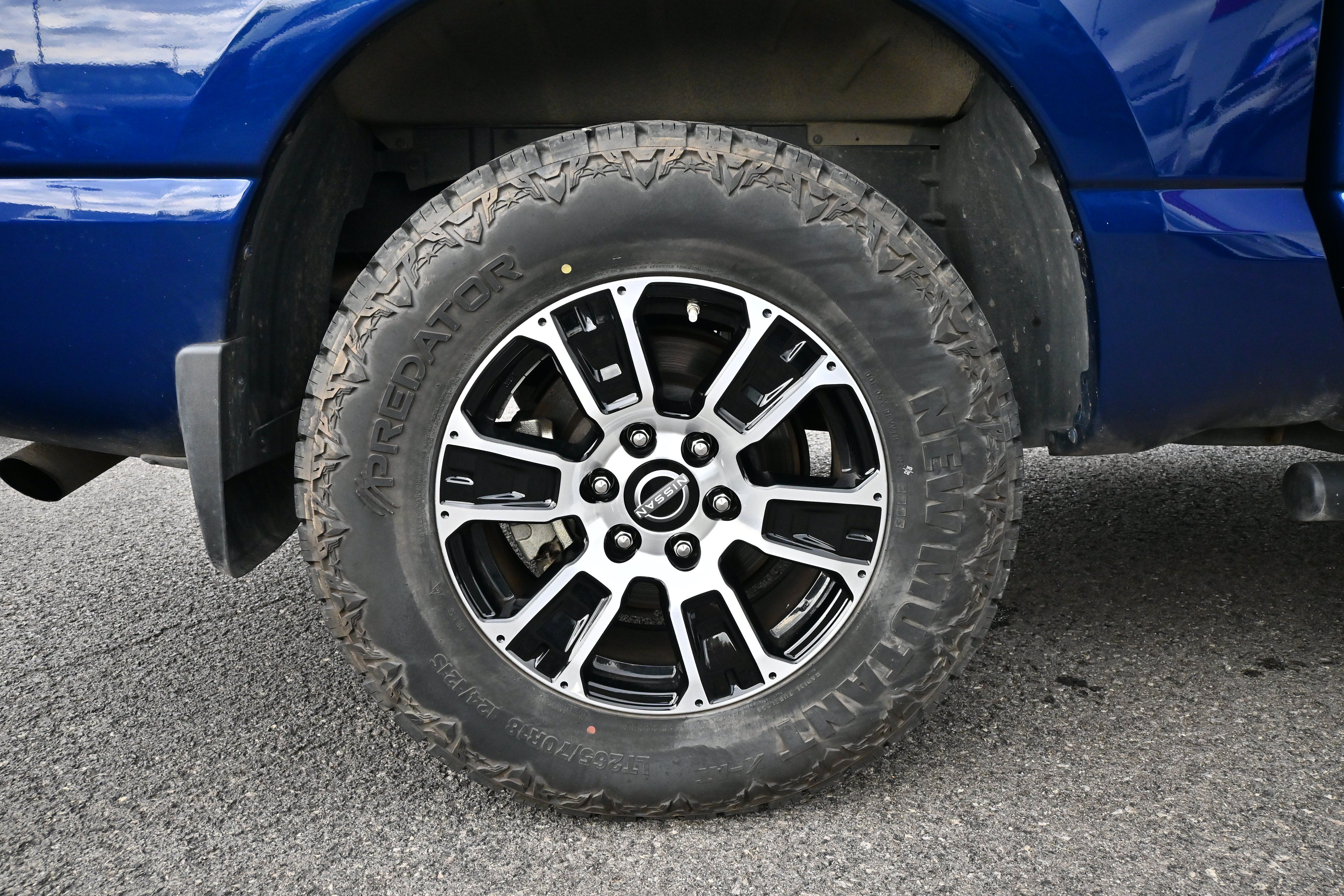 2024 Nissan Titan Crew Cab SV