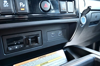 2024 Nissan Titan Crew Cab PRO-4X®