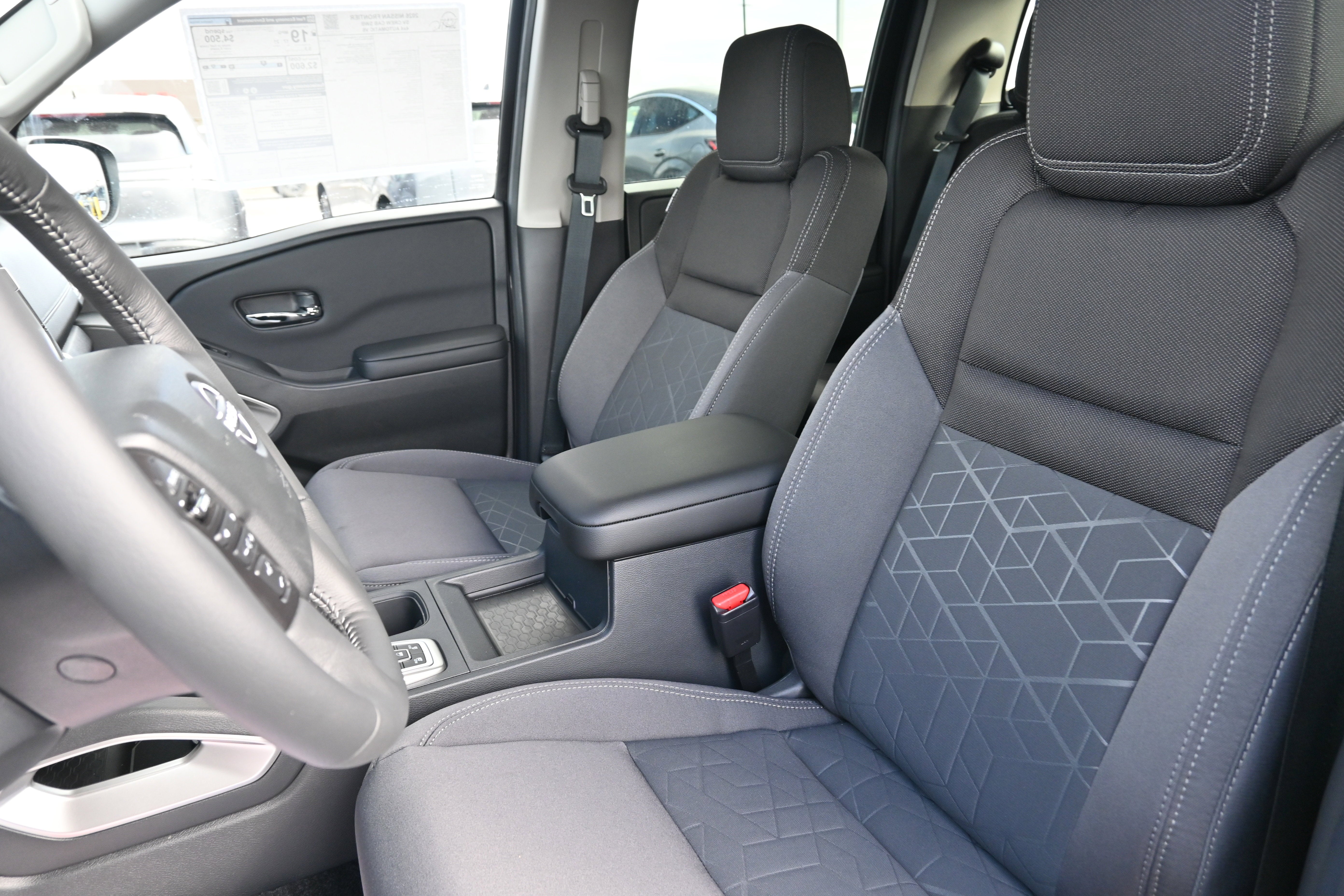 2026 Nissan Frontier Crew Cab SV