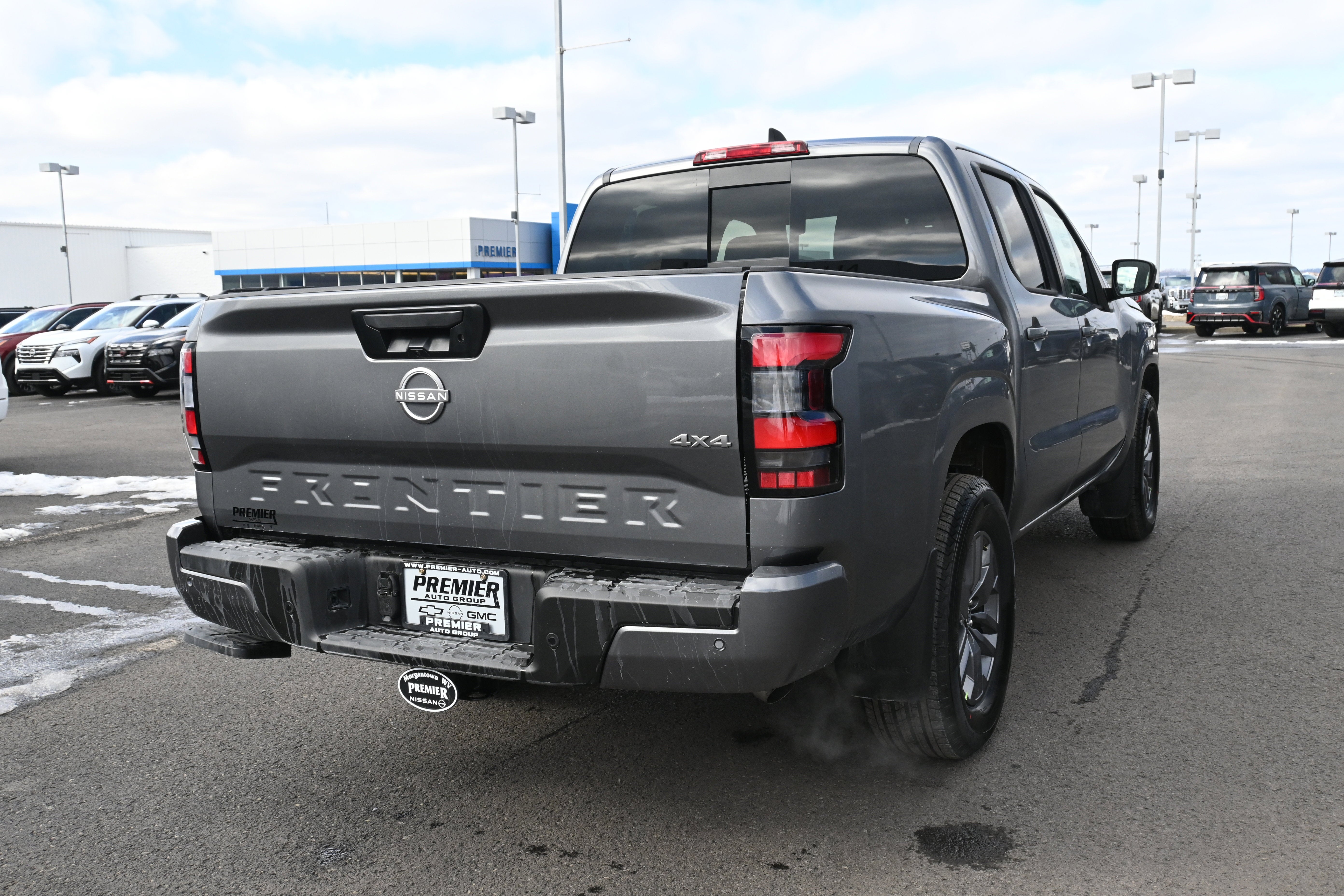 2026 Nissan Frontier Crew Cab SV