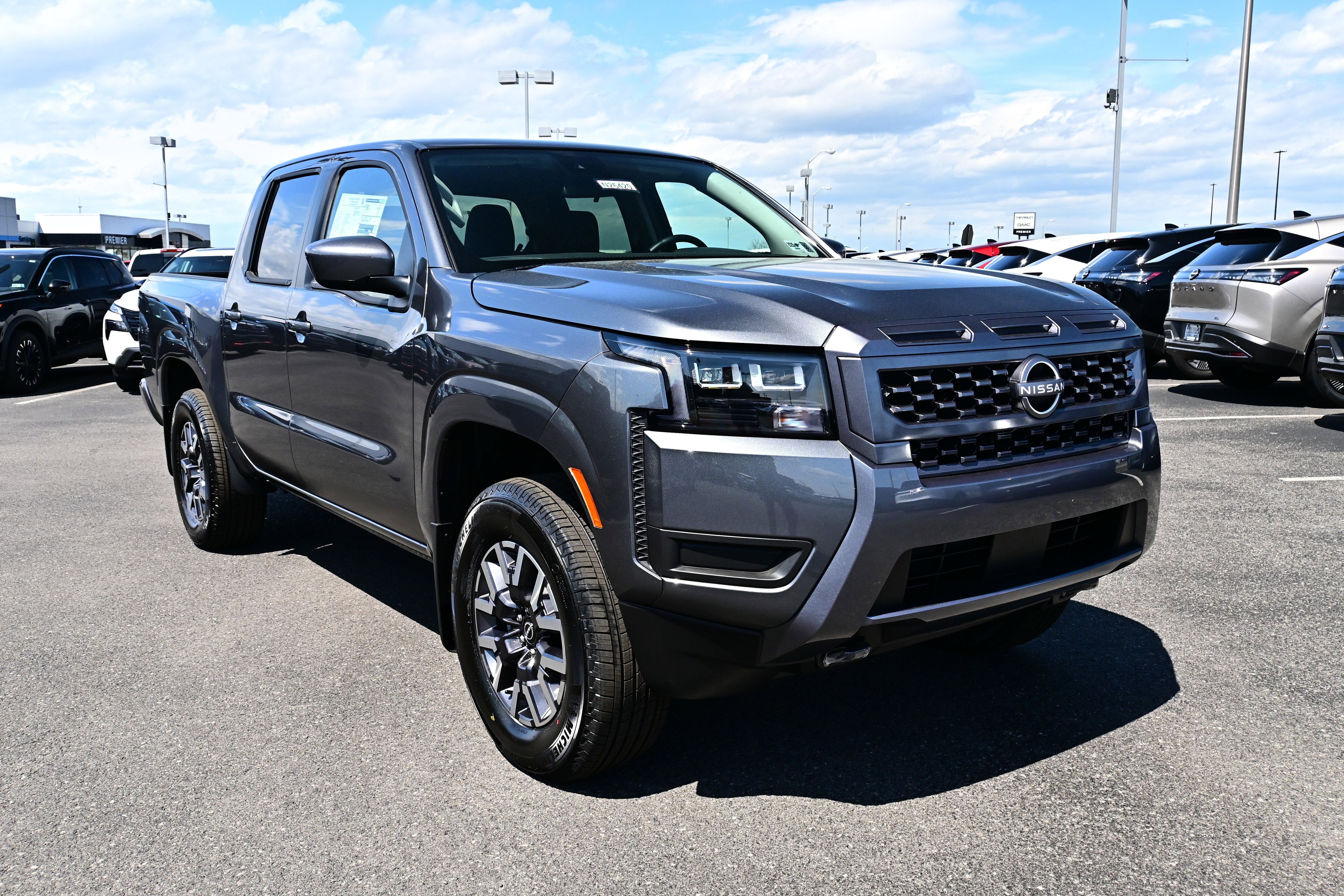 2026 Nissan Frontier SV