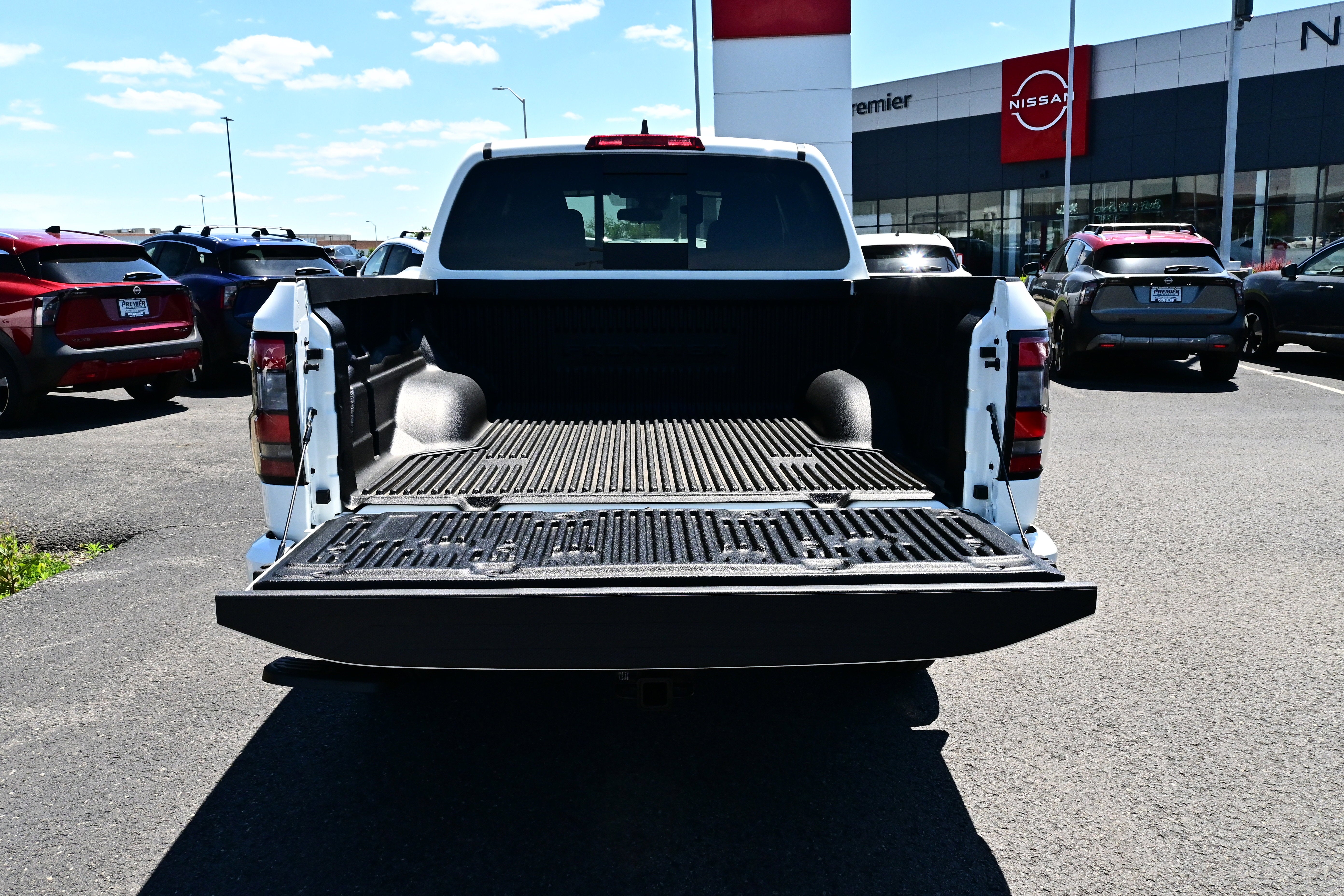 2026 Nissan Frontier Crew Cab SV