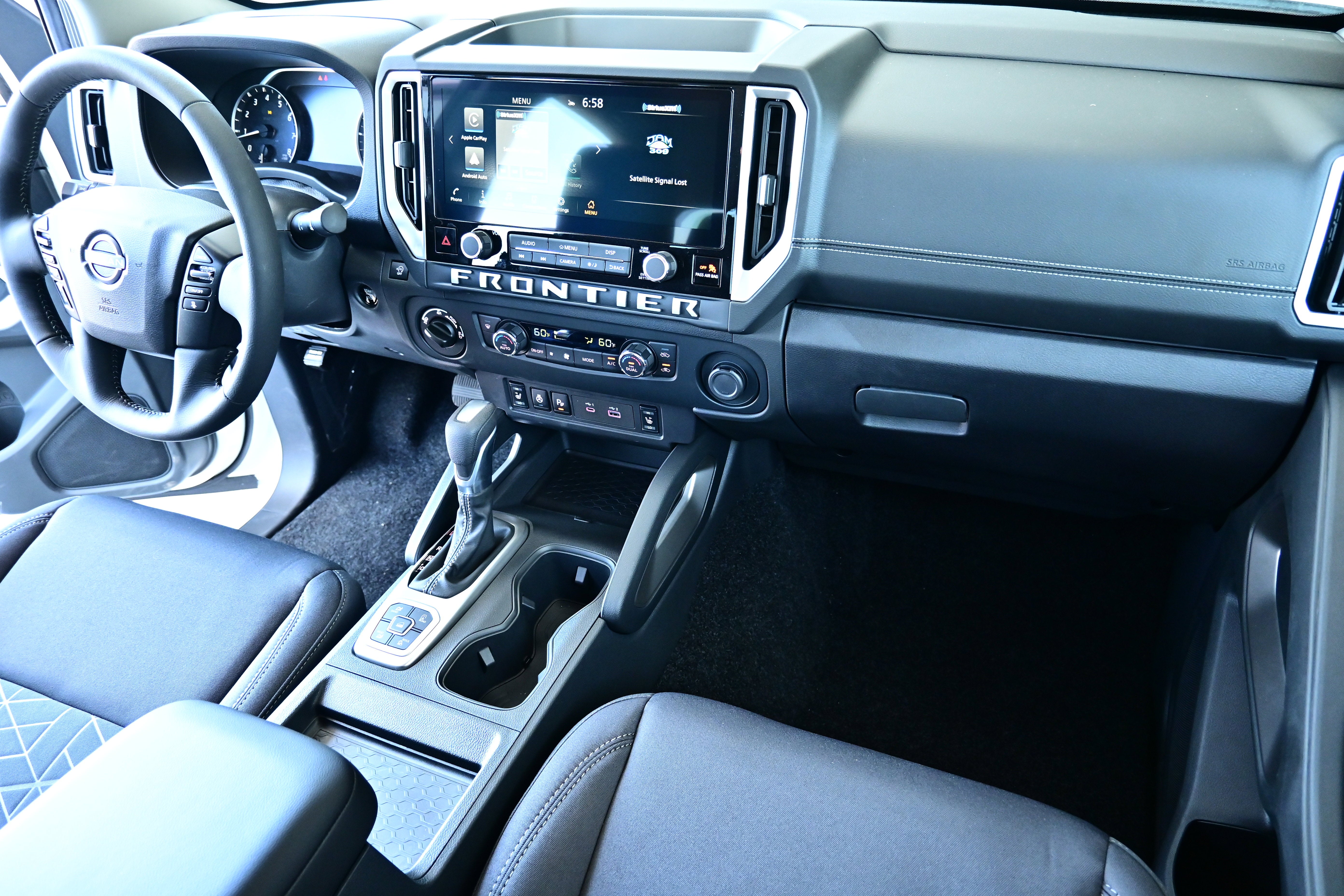 2026 Nissan Frontier Crew Cab SV