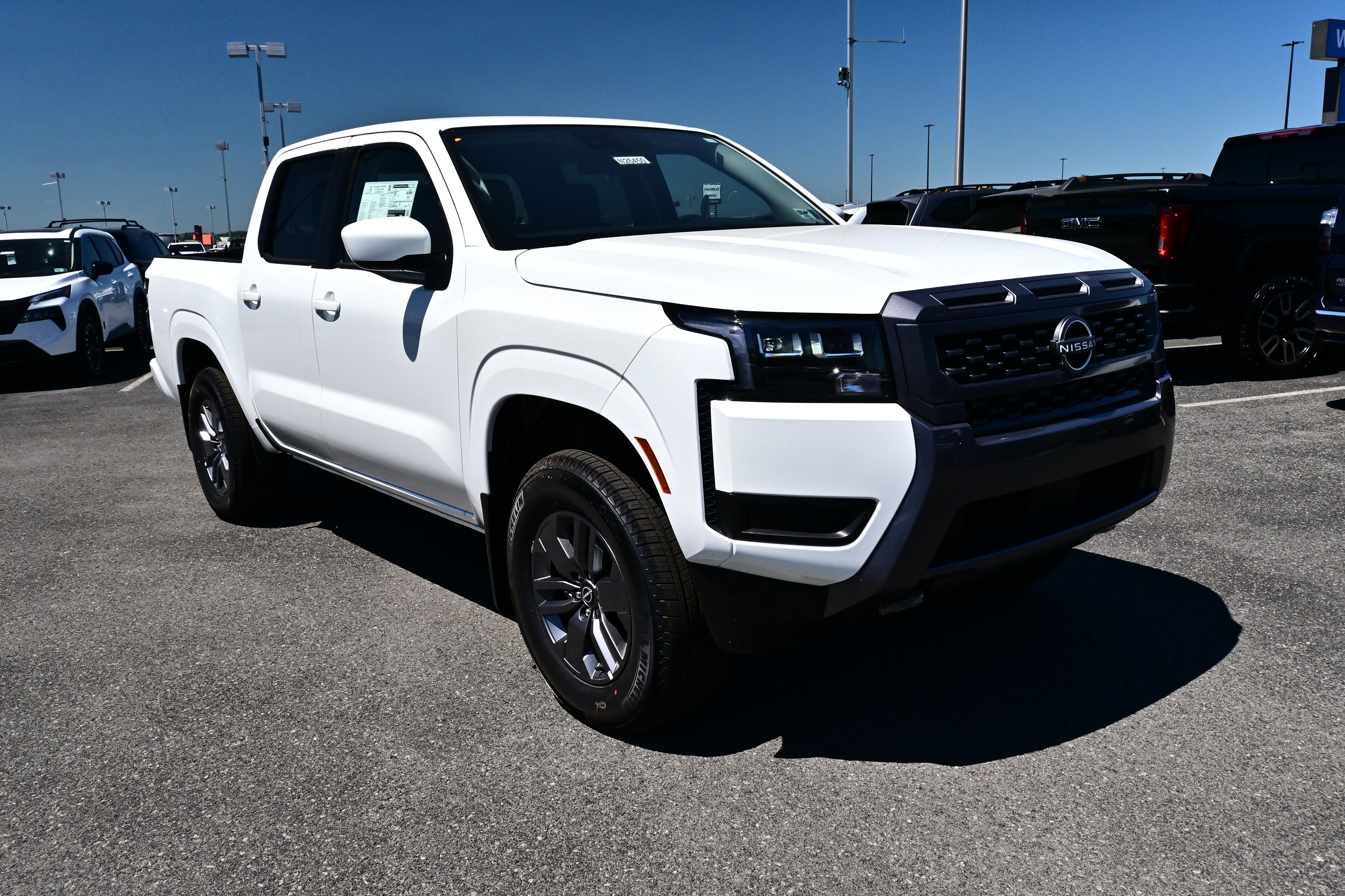 2026 Nissan Frontier Crew Cab SV