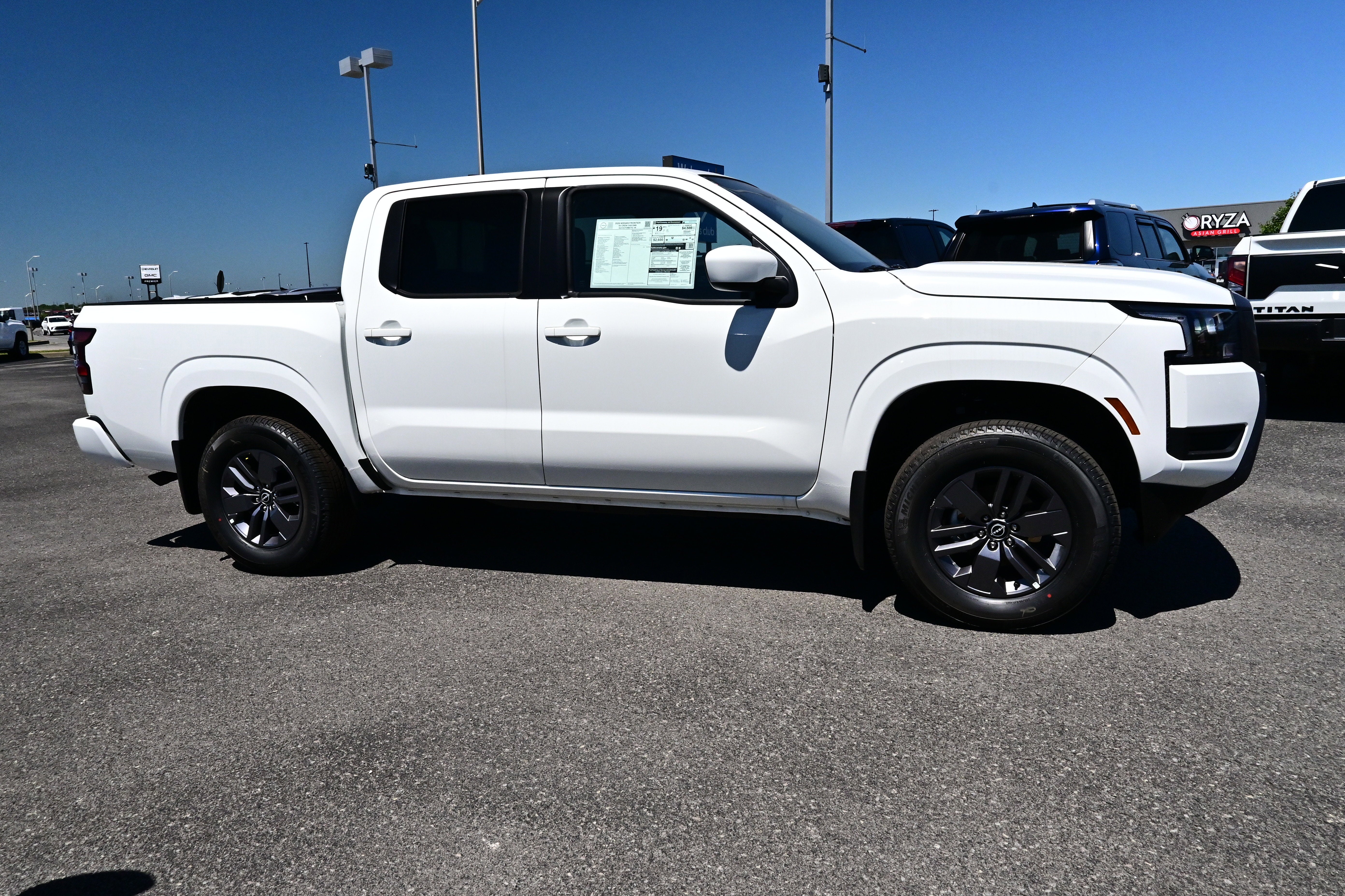 2026 Nissan Frontier Crew Cab SV