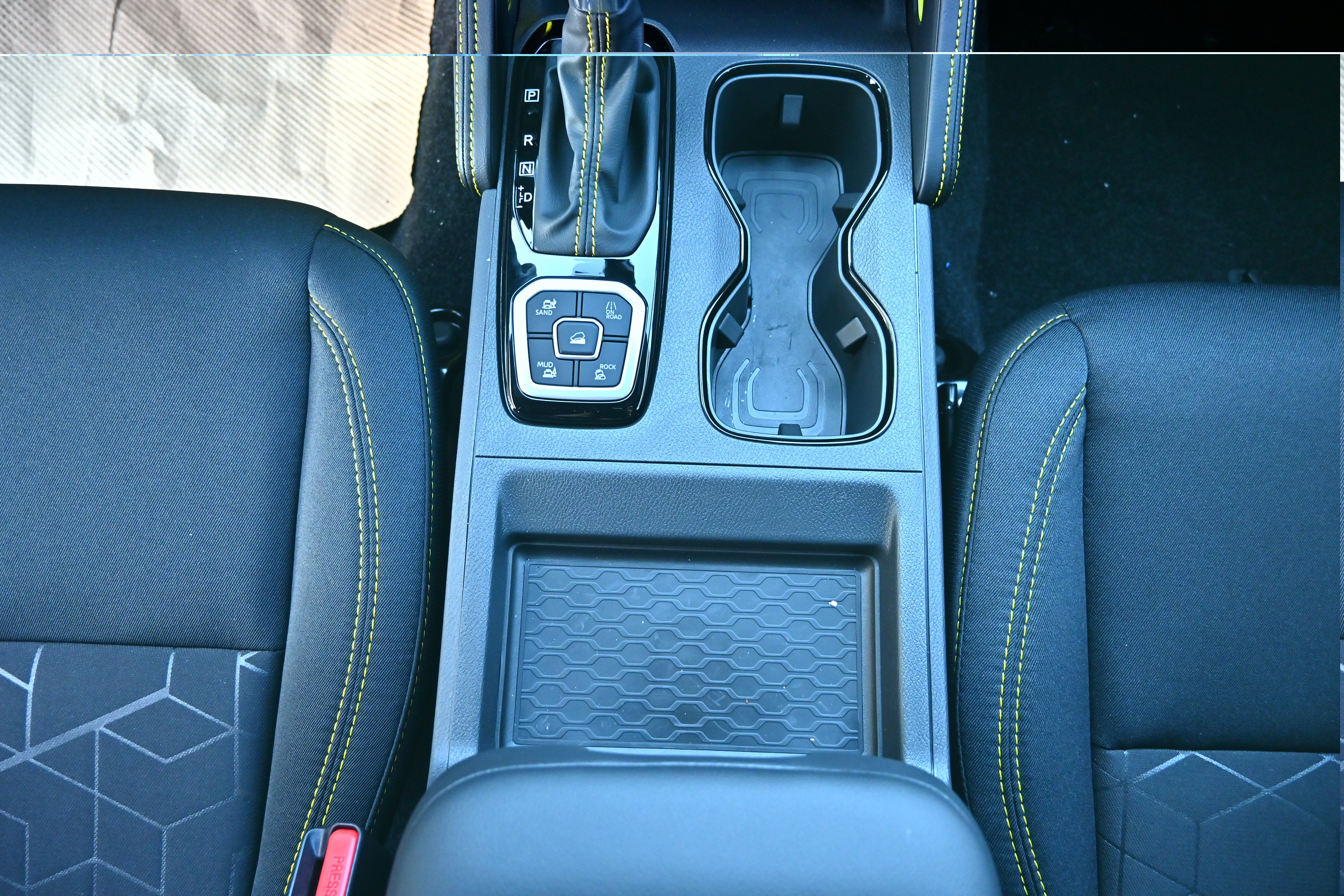 2027 Nissan Frontier Crew Cab SV
