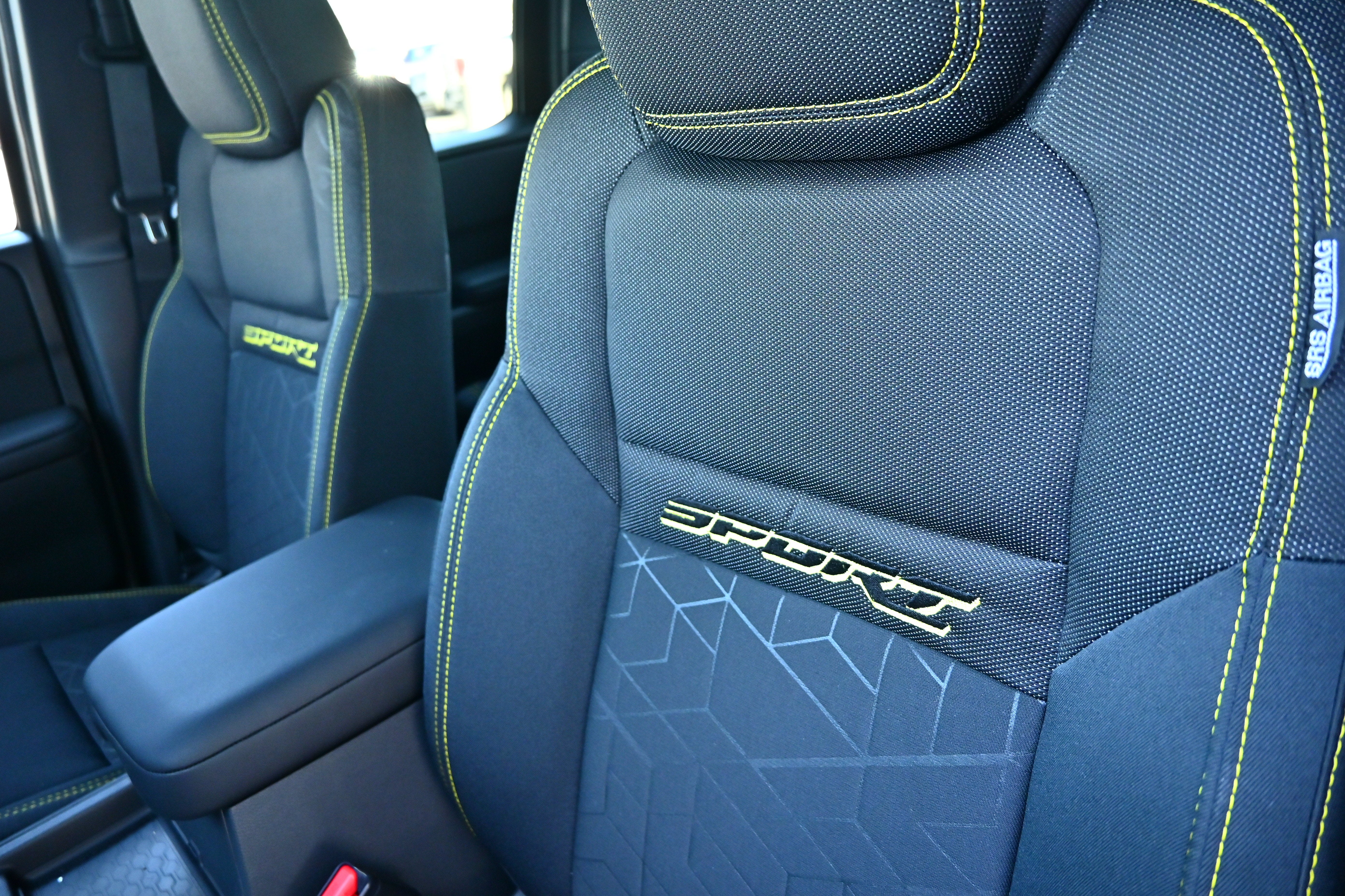 2027 Nissan Frontier Crew Cab SV