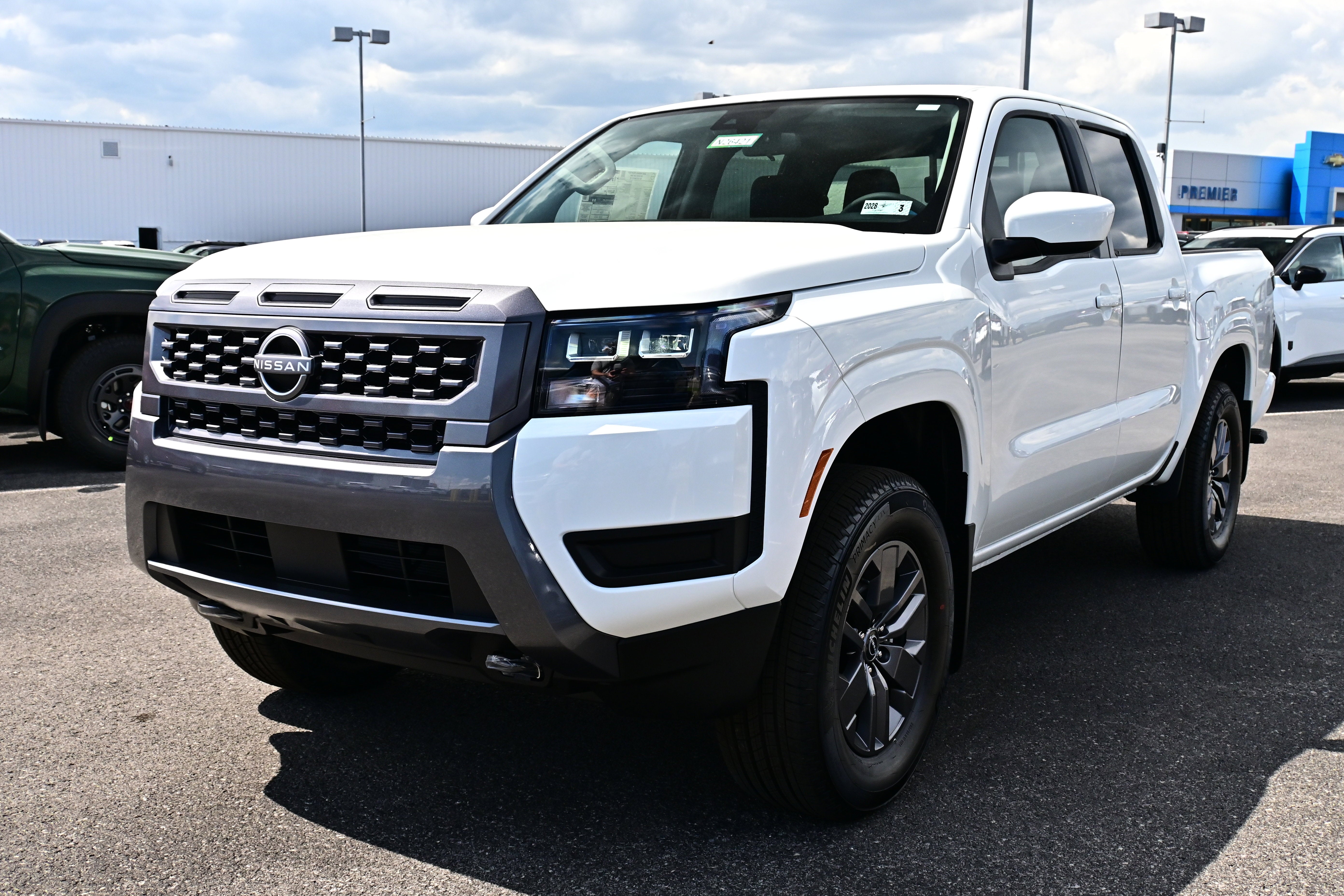 2026 Nissan Frontier Crew Cab SV